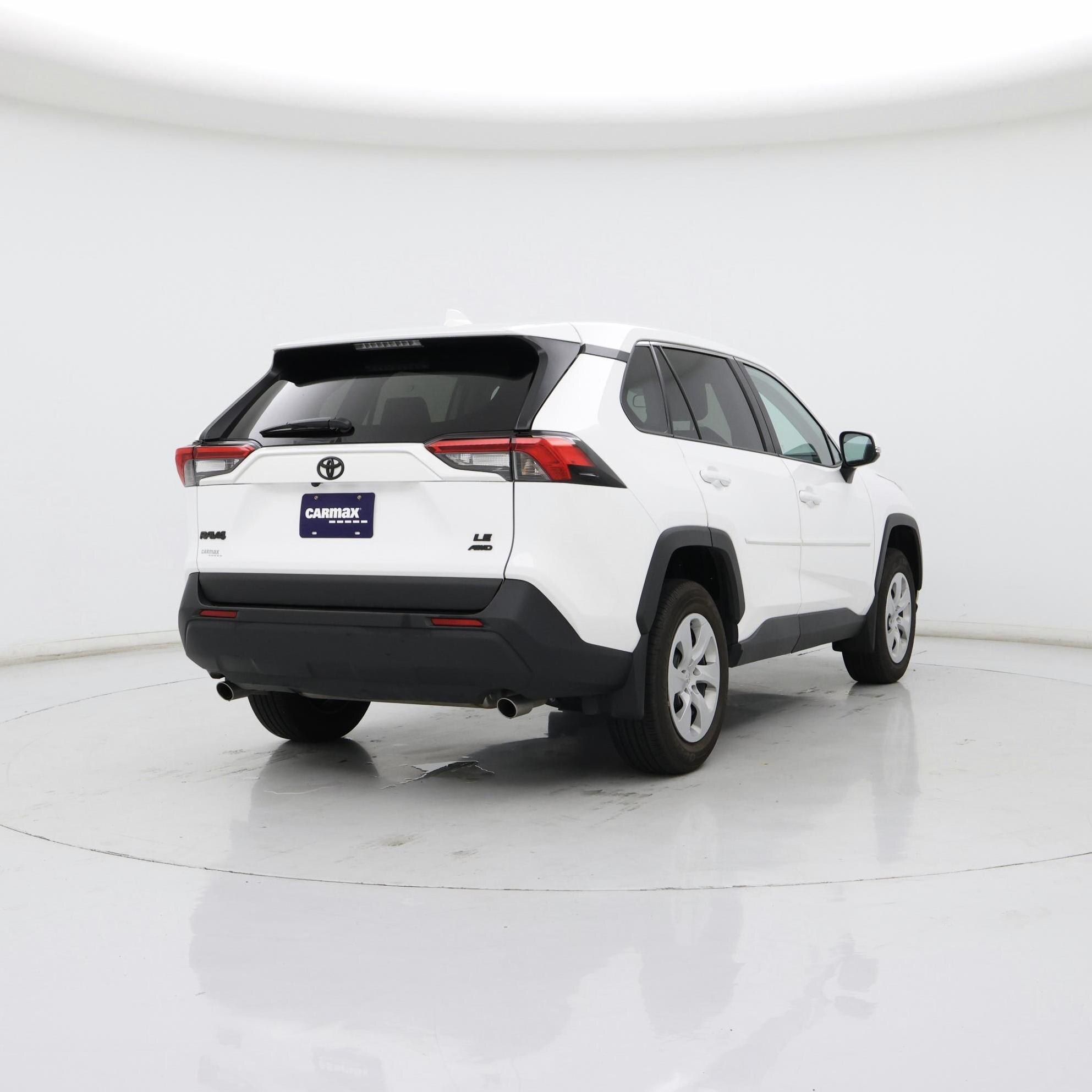 Thumbnail: 2024 Toyota RAV4 - 8