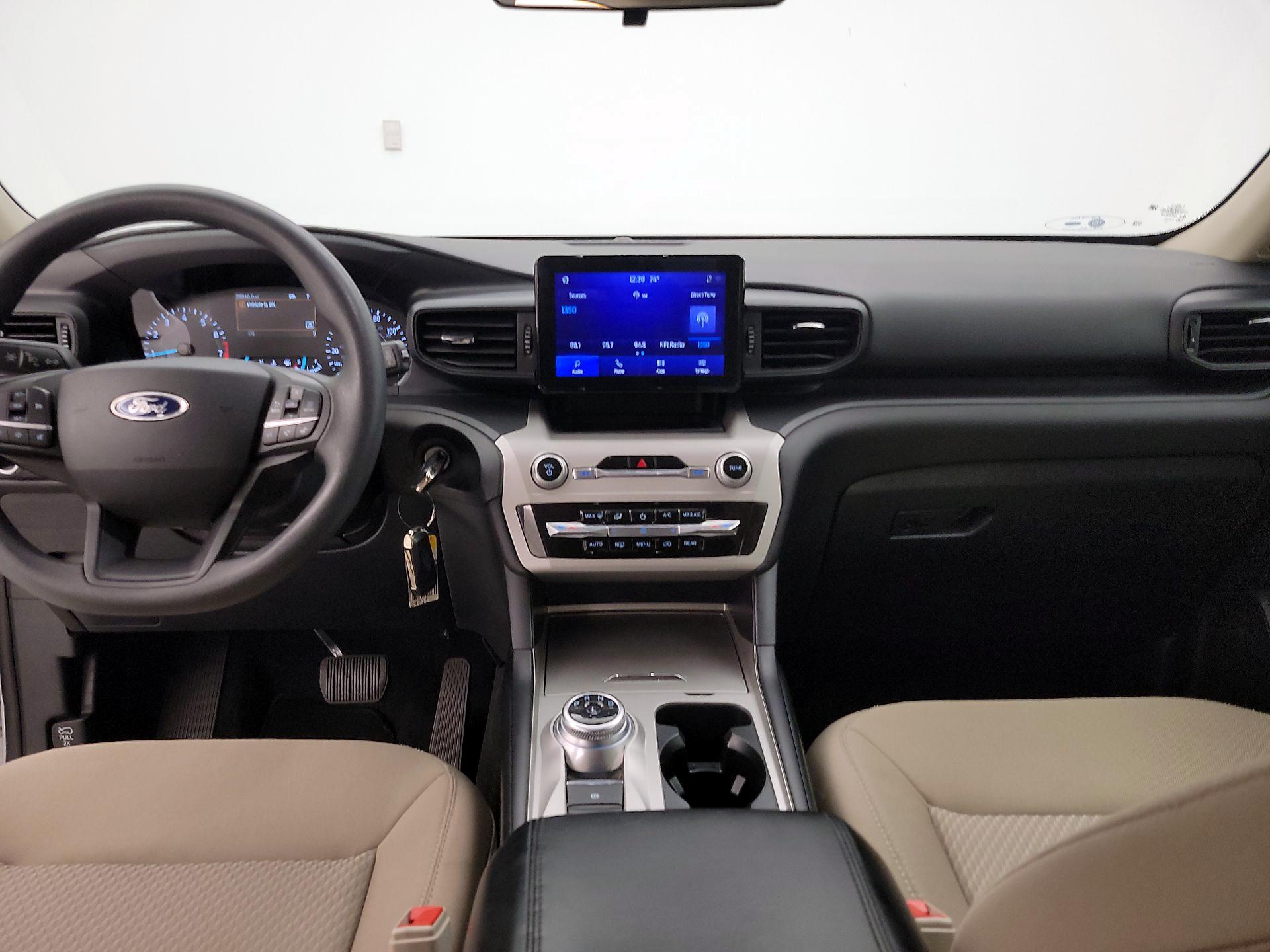 Thumbnail: 2021 Ford Explorer - 9