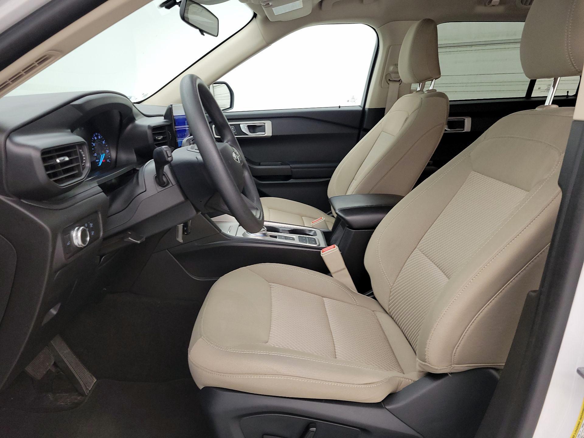 Thumbnail: 2021 Ford Explorer - 11