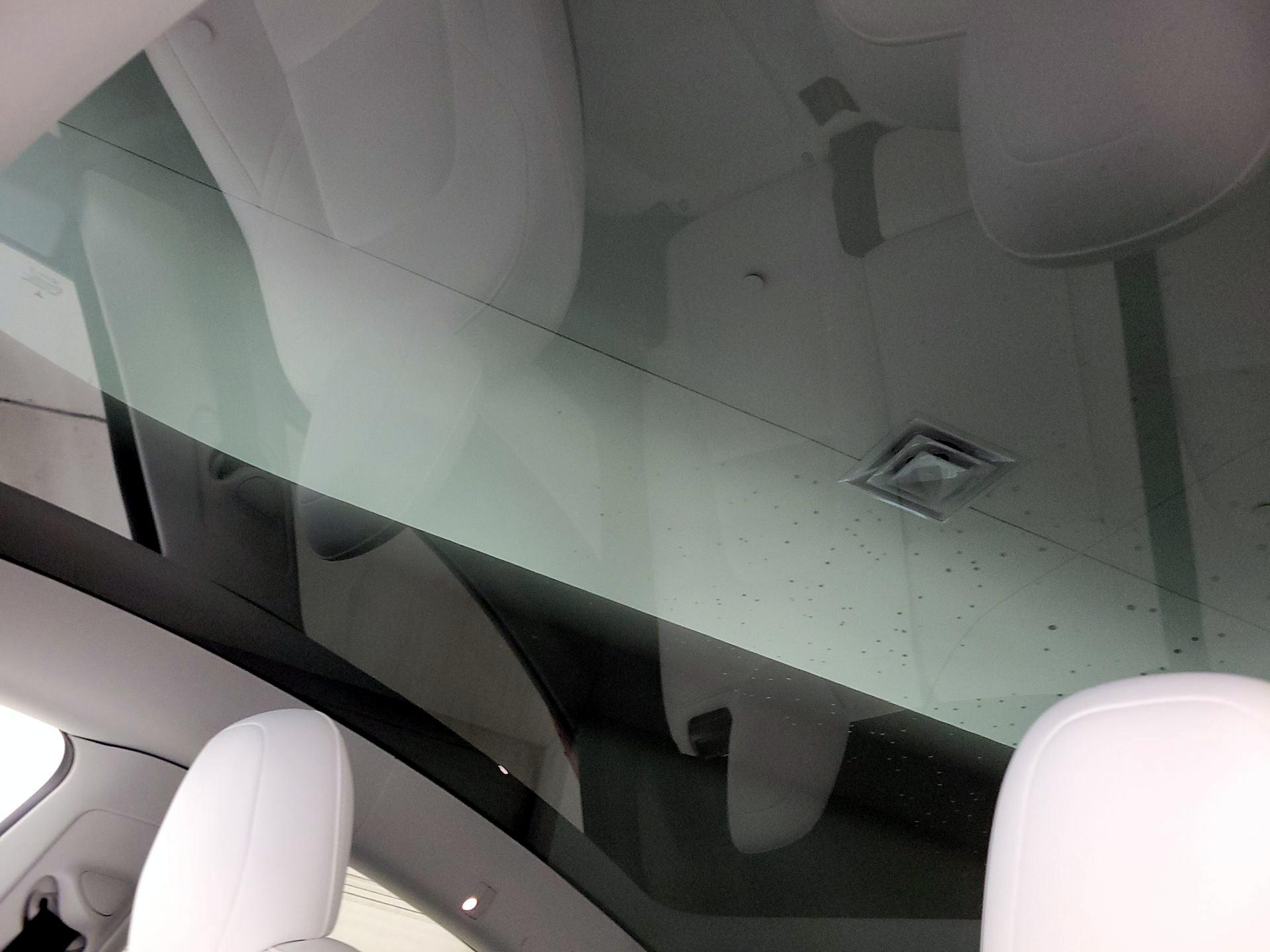 Thumbnail: 2022 Tesla Model Y - 17
