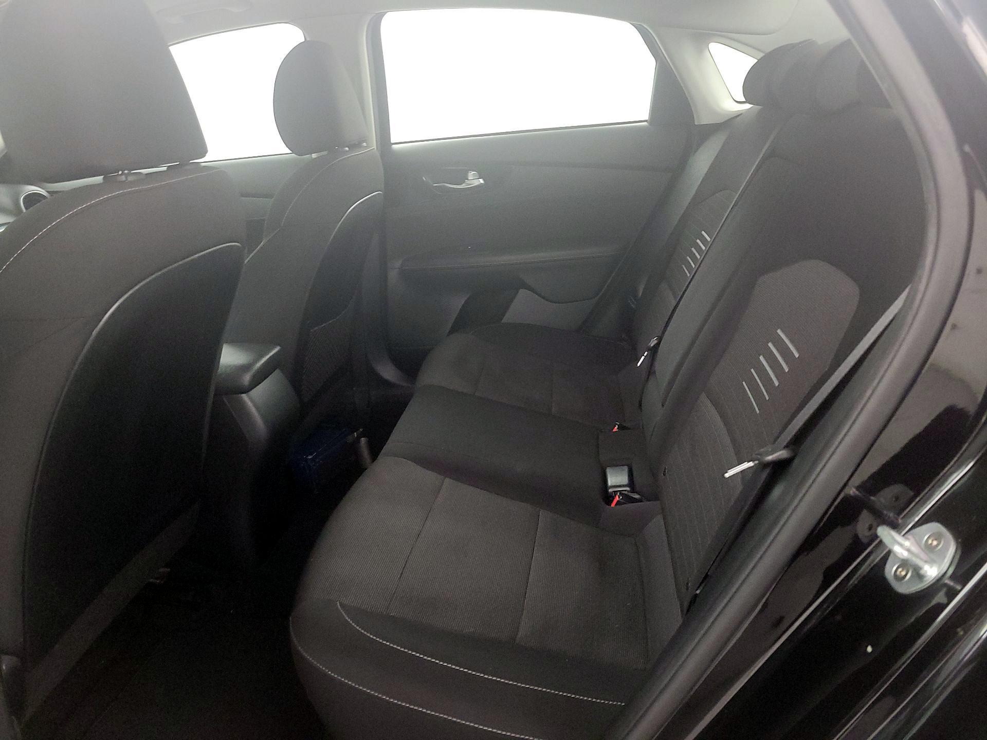 Thumbnail: 2019 Kia Forte - 20