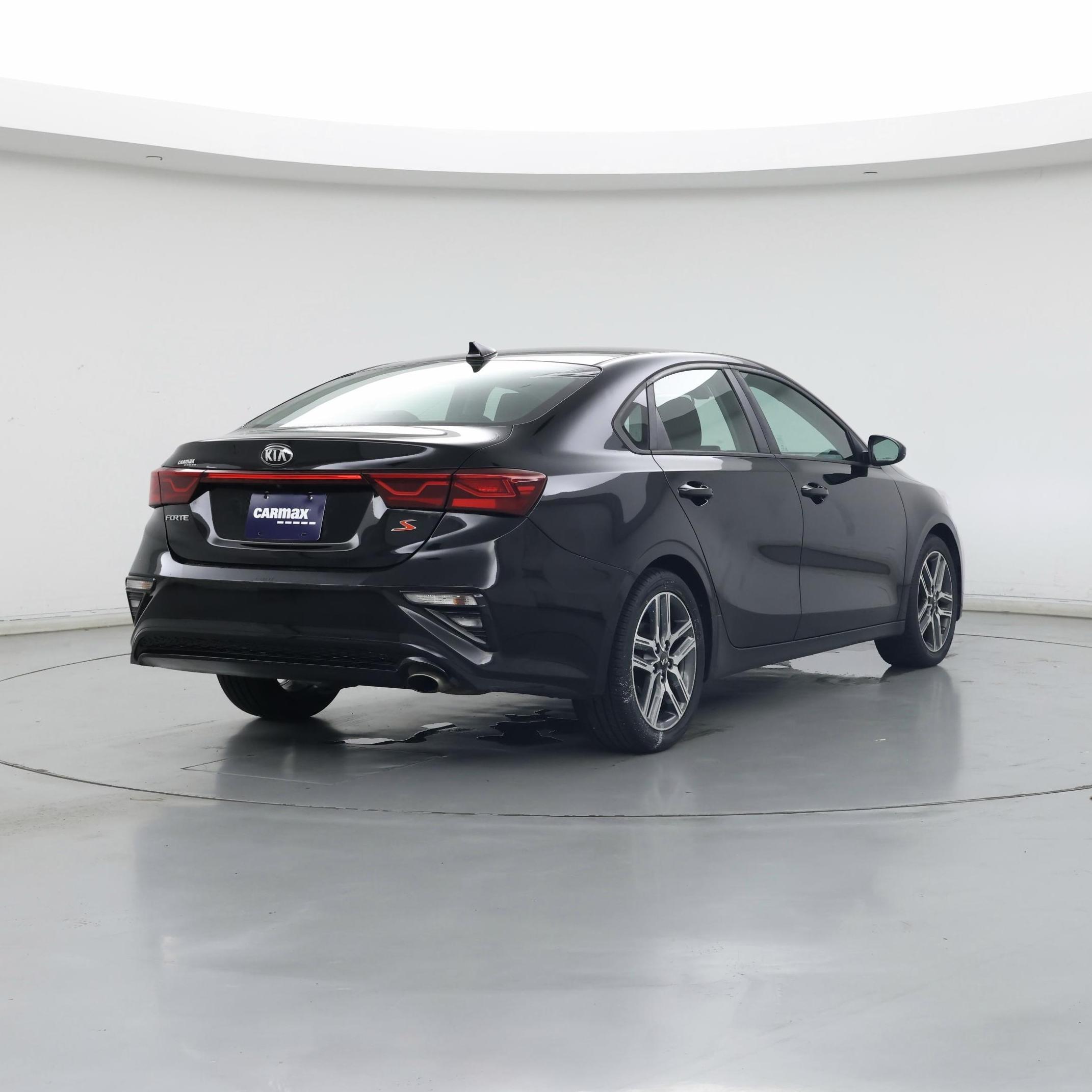 Thumbnail: 2019 Kia Forte - 8