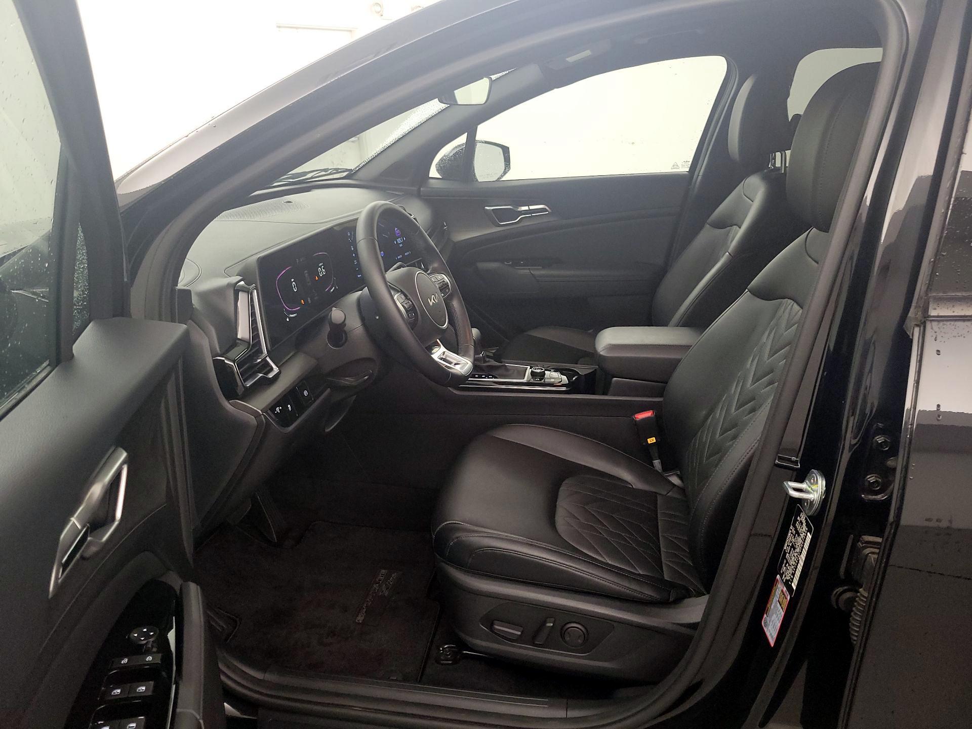 Thumbnail: 2023 Kia Sportage - 11
