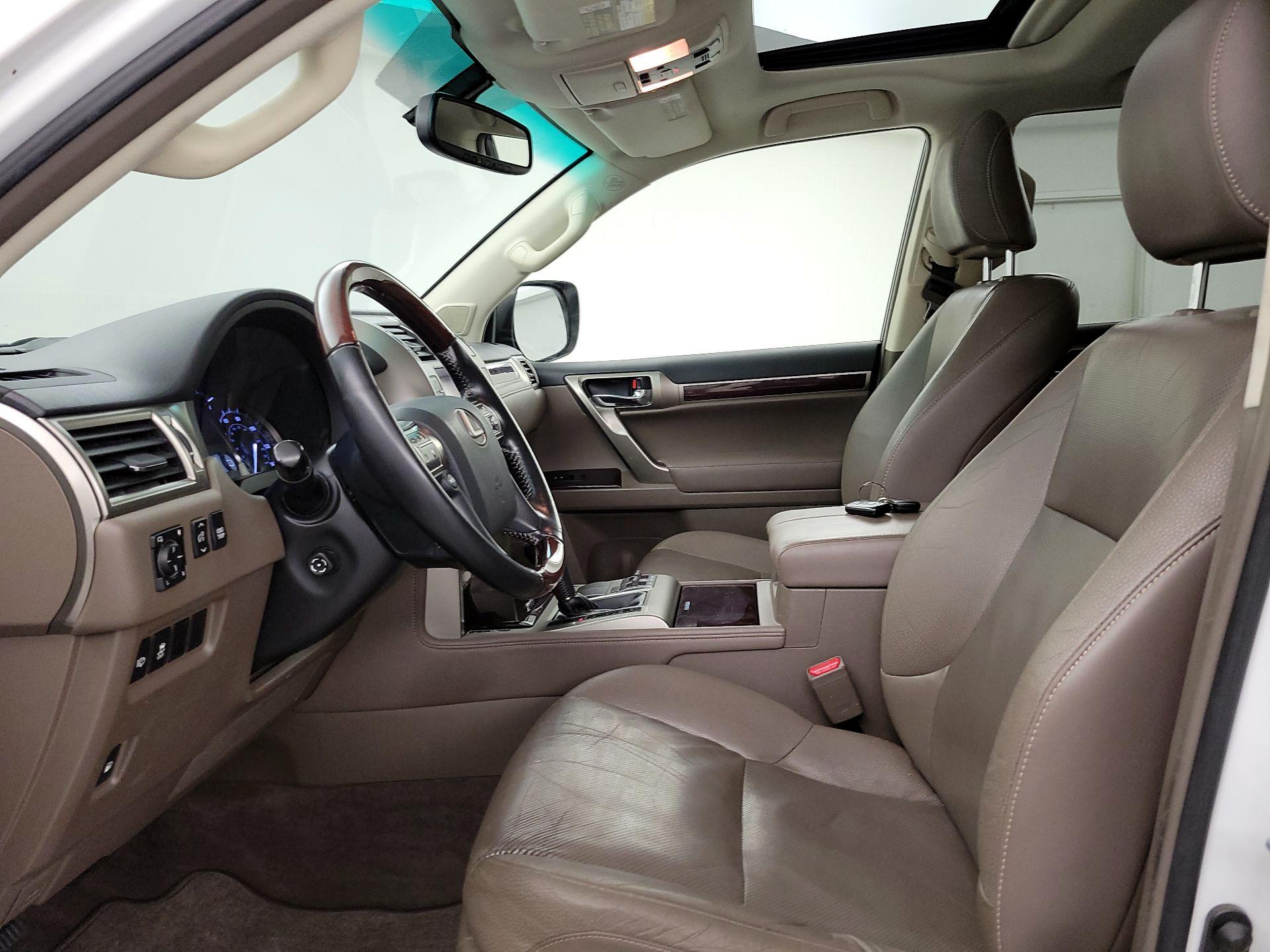 Thumbnail: 2017 Lexus GX - 11