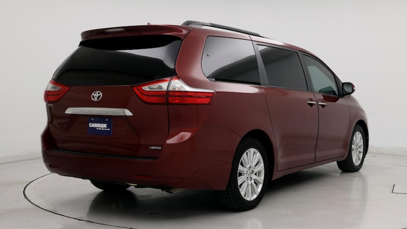 2017 Toyota Sienna Limited 8