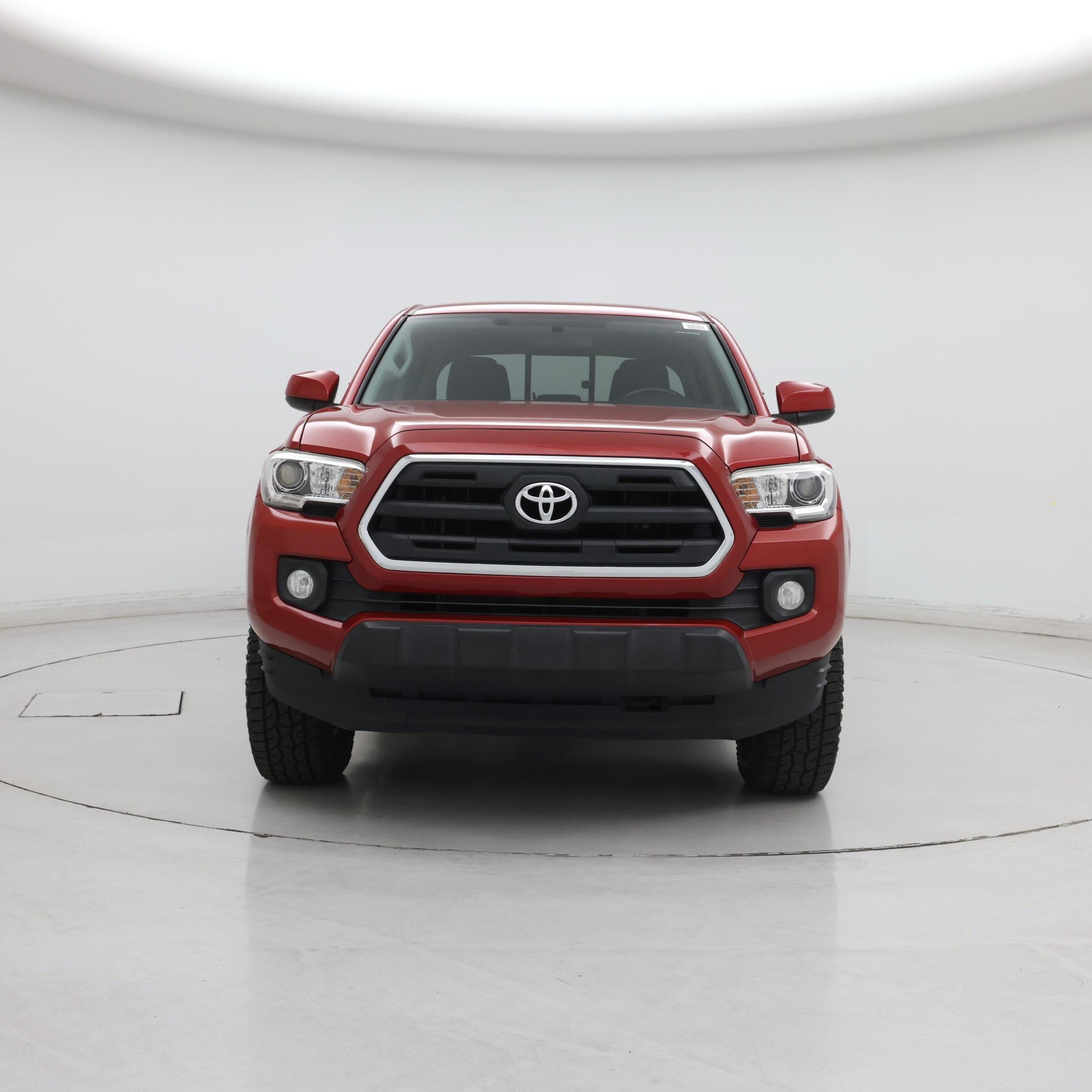 Thumbnail: 2016 Toyota Tacoma - 5