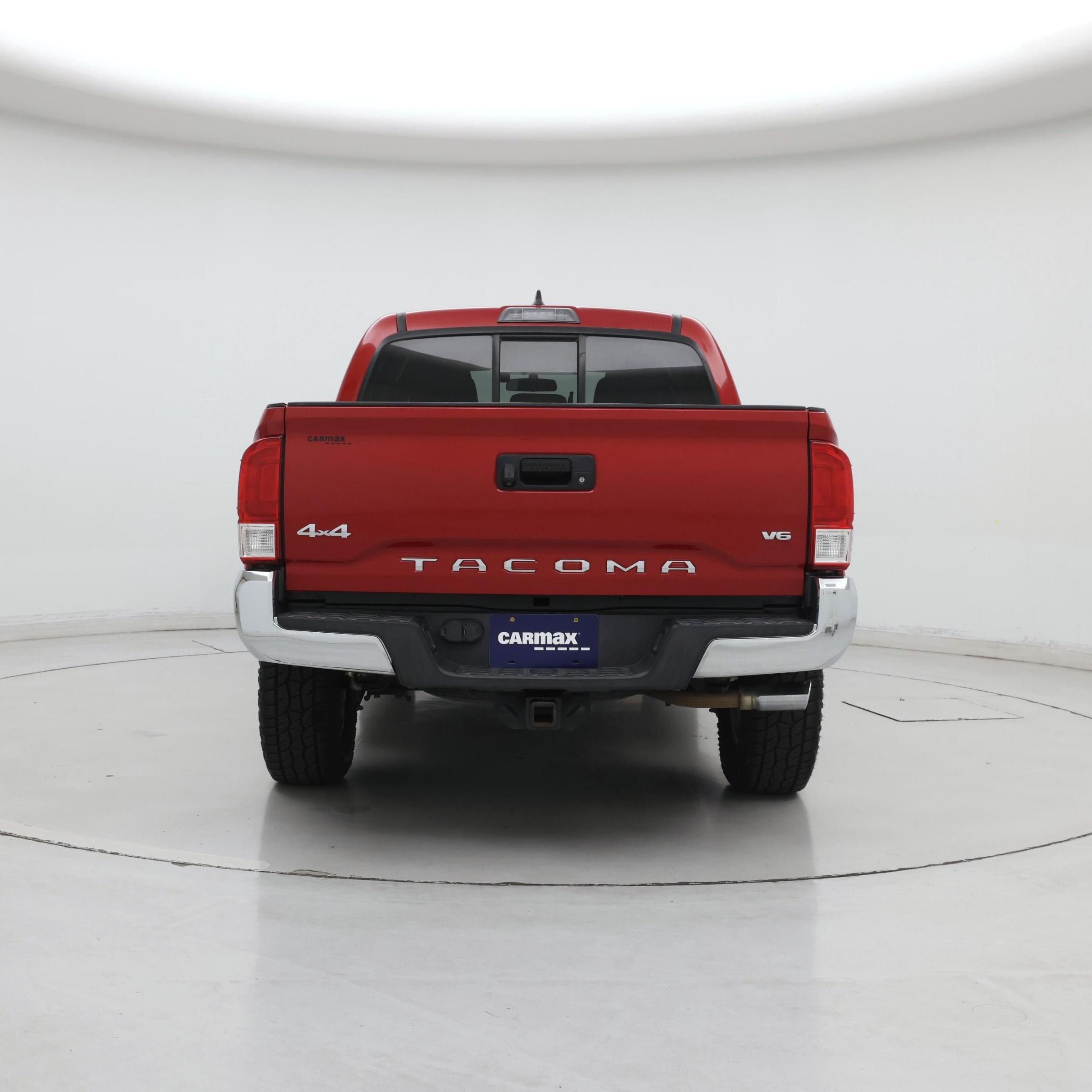 Thumbnail: 2016 Toyota Tacoma - 6