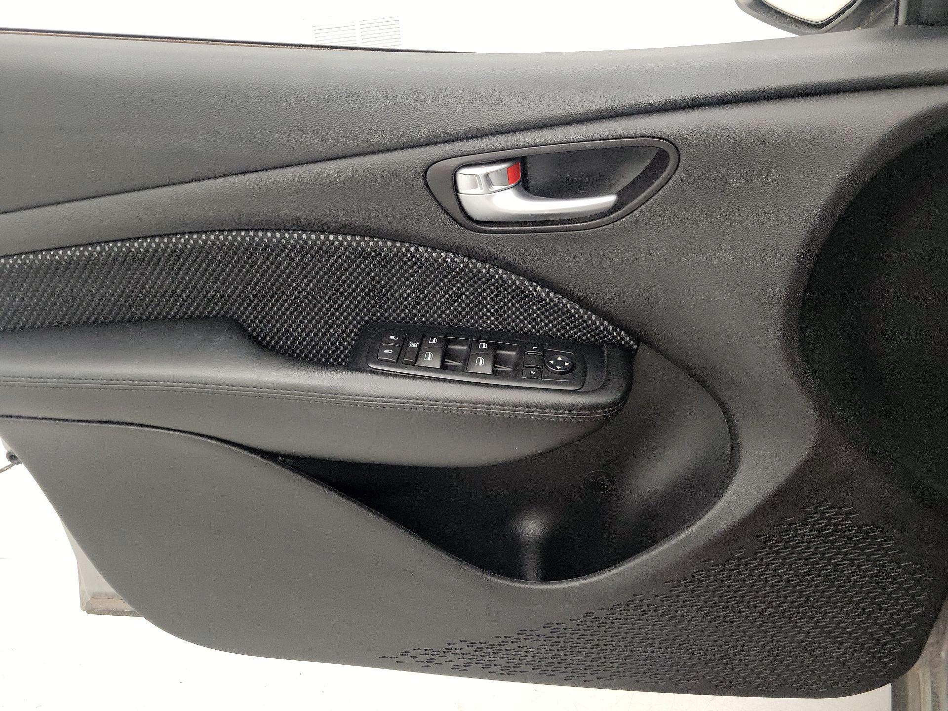 Thumbnail: 2016 Dodge Dart - 12