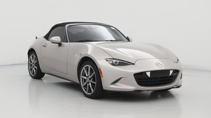 2022 Mazda MX-5 Miata Grand Touring Hero Image