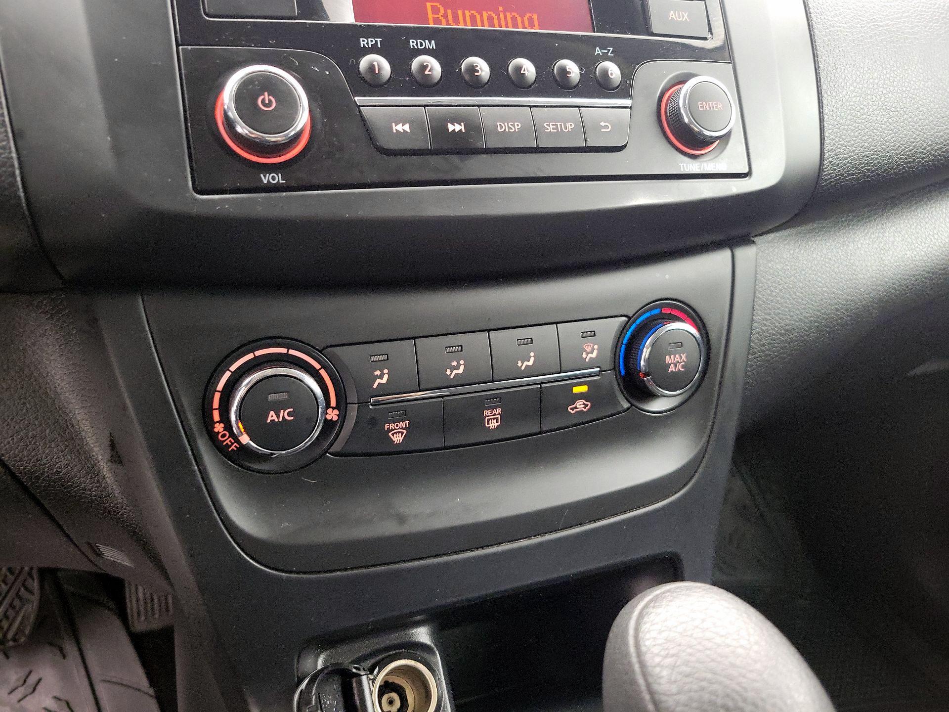 Thumbnail: 2017 Nissan Sentra - 15