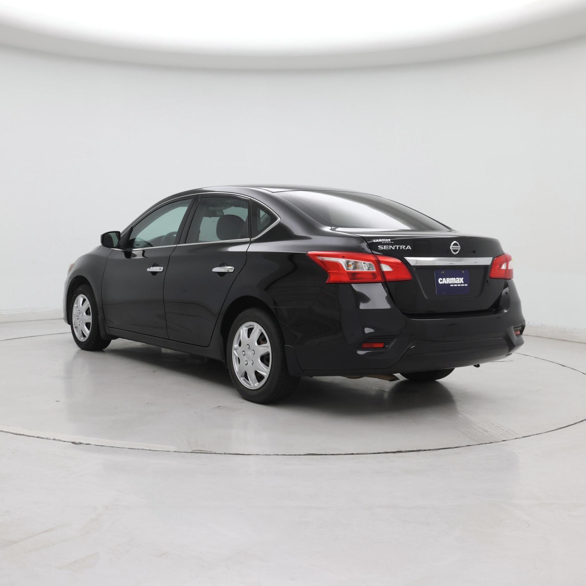 Thumbnail: 2017 Nissan Sentra - 2