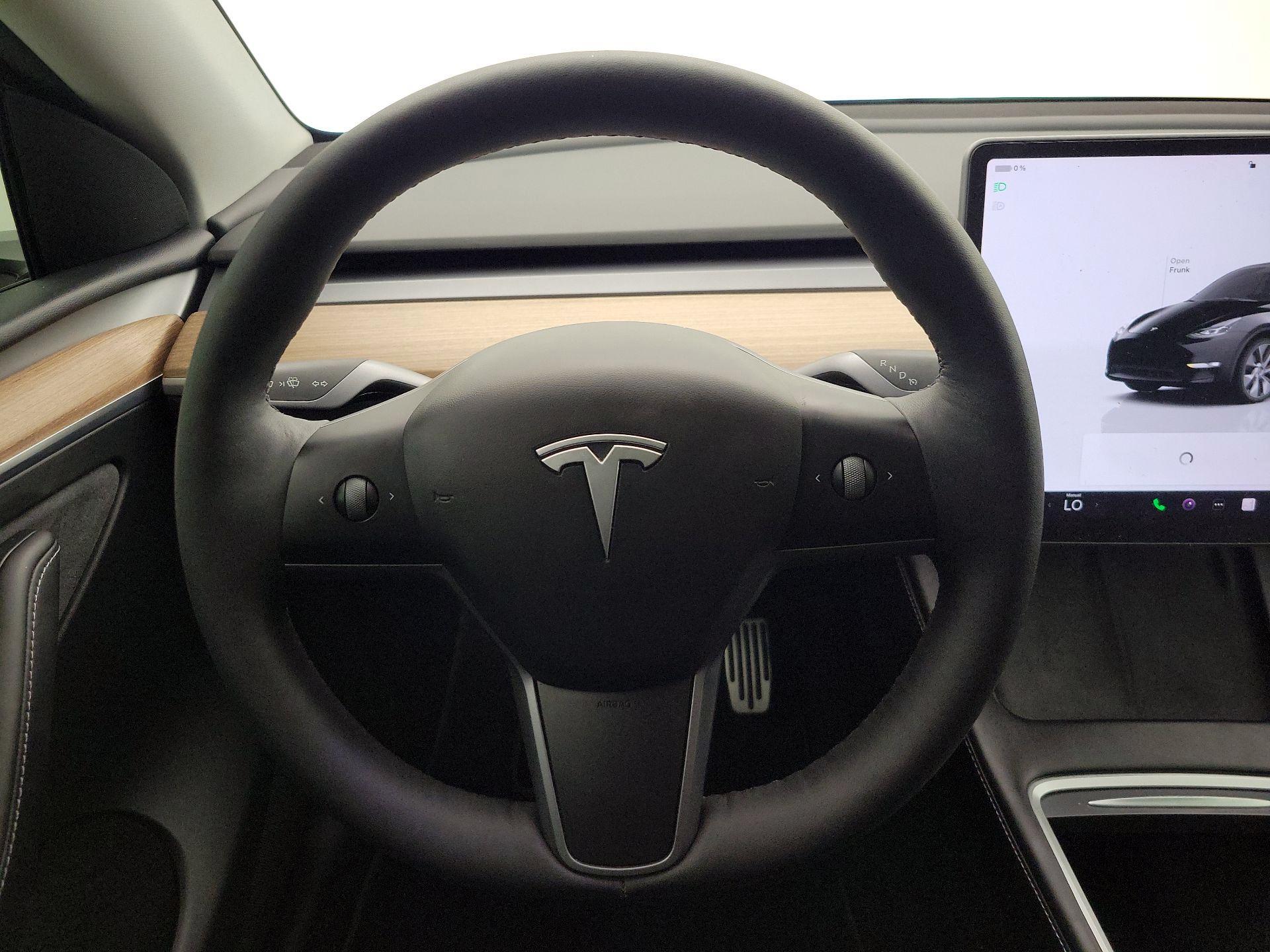 Thumbnail: 2023 Tesla Model Y - 10