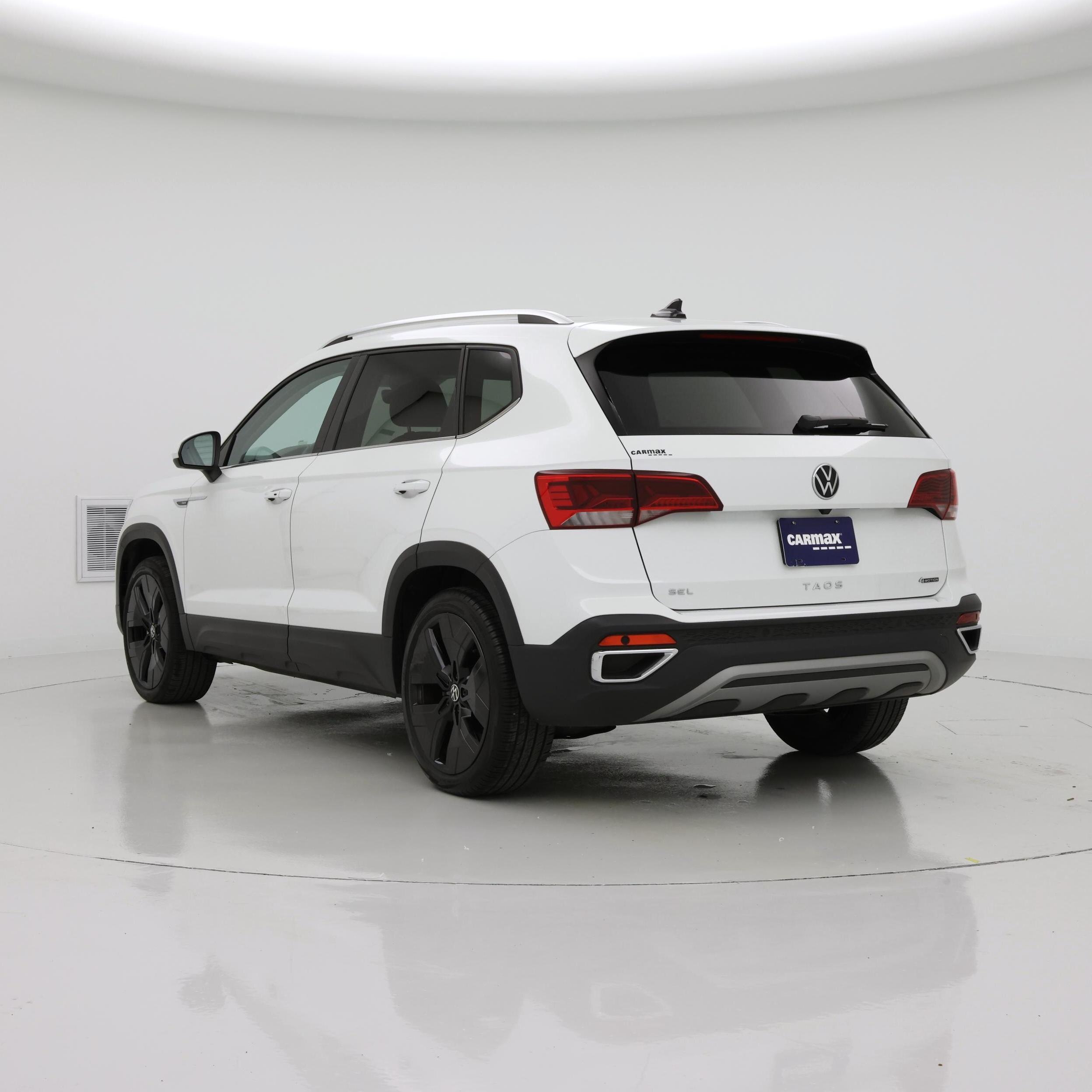 Thumbnail: 2022 Volkswagen Taos - 2