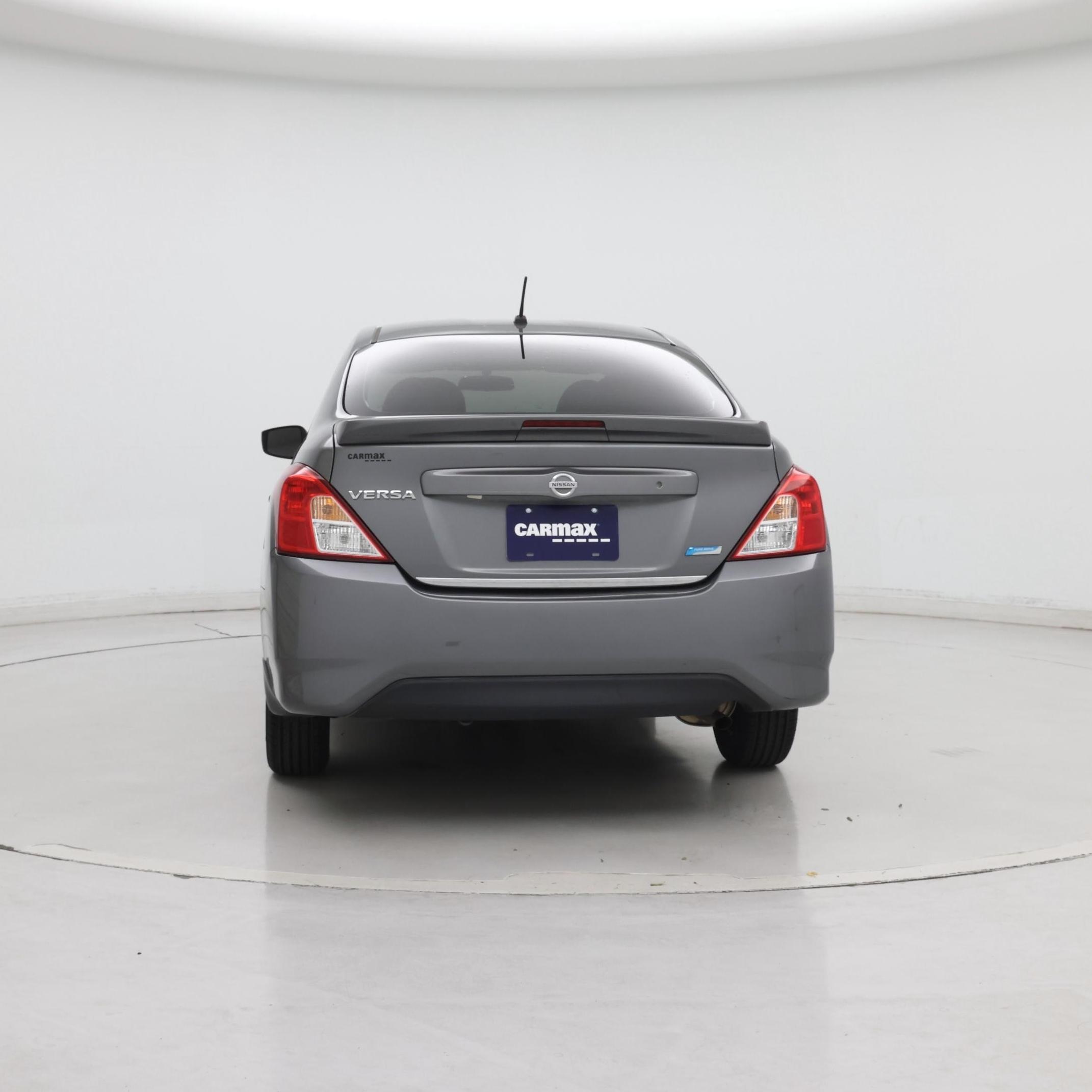 Thumbnail: 2016 Nissan Versa - 6