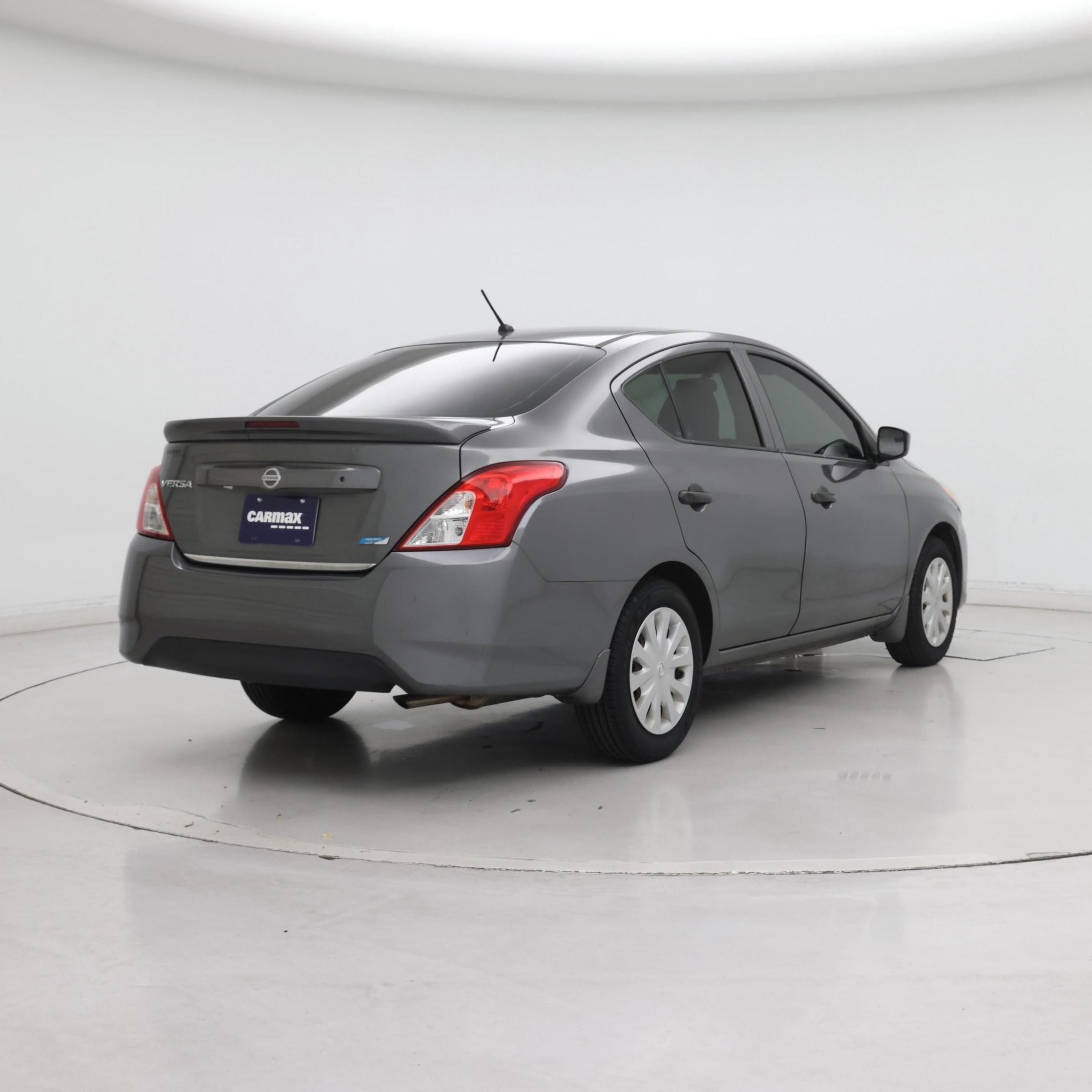 Thumbnail: 2016 Nissan Versa - 8