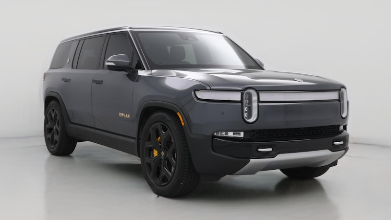 2023 Rivian R1S Adventure Hero Image