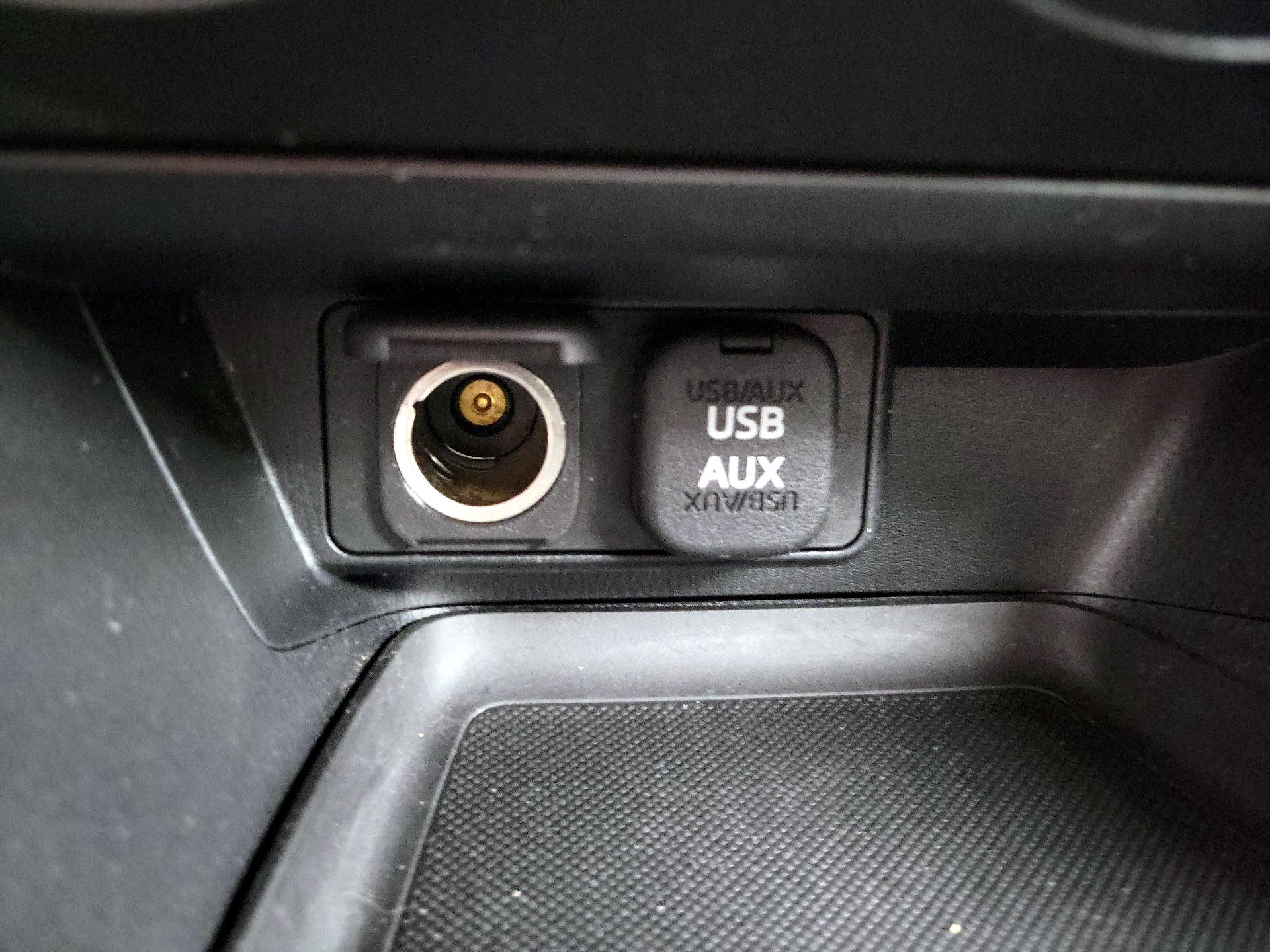 Thumbnail: 2014 Mazda Mazda3 - 17
