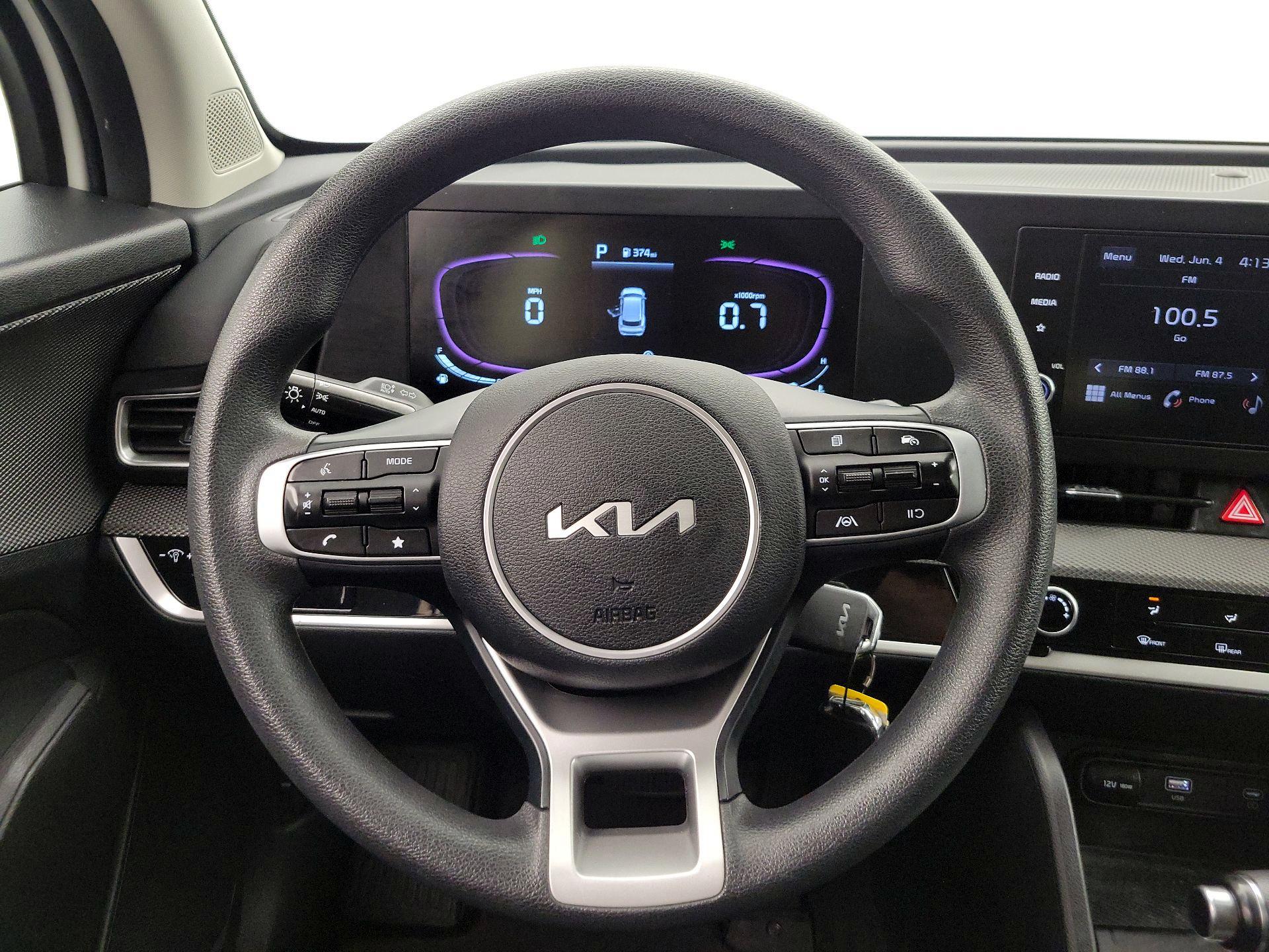 Thumbnail: 2023 Kia Sportage - 10