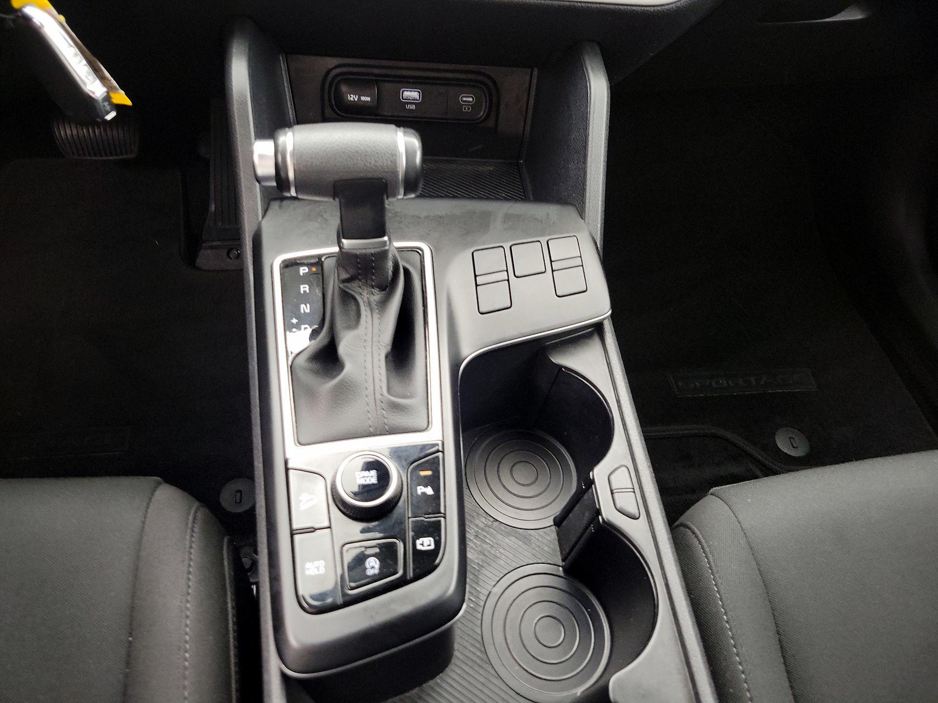 Thumbnail: 2023 Kia Sportage - 17