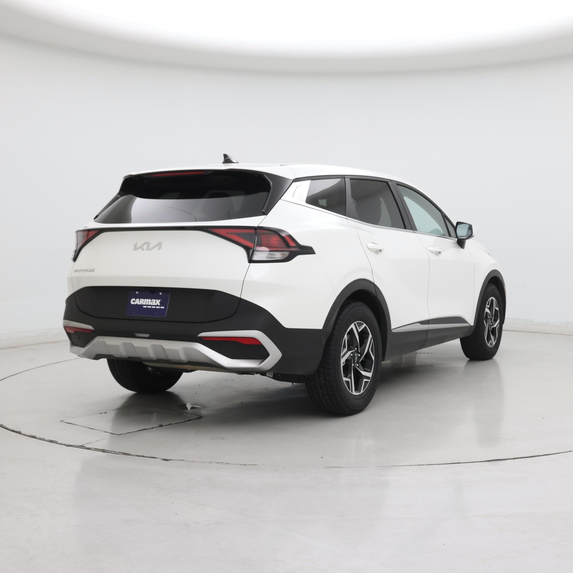 Thumbnail: 2023 Kia Sportage - 8