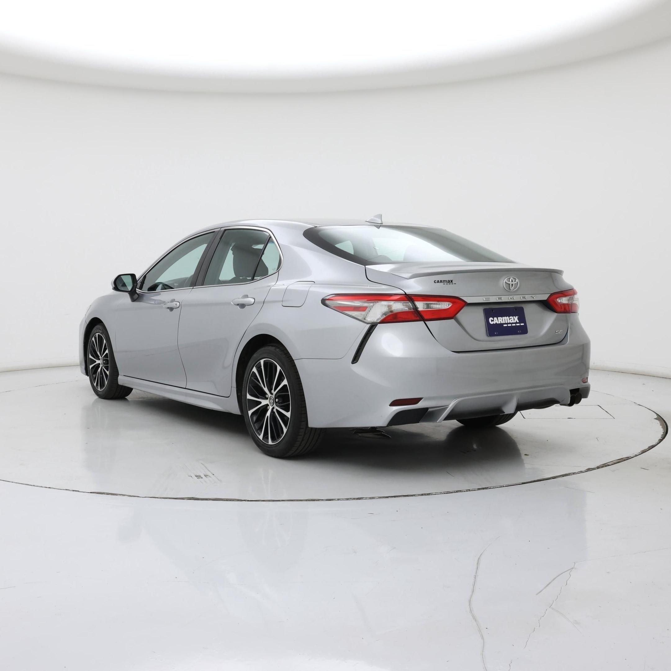 Thumbnail: 2019 Toyota Camry - 2