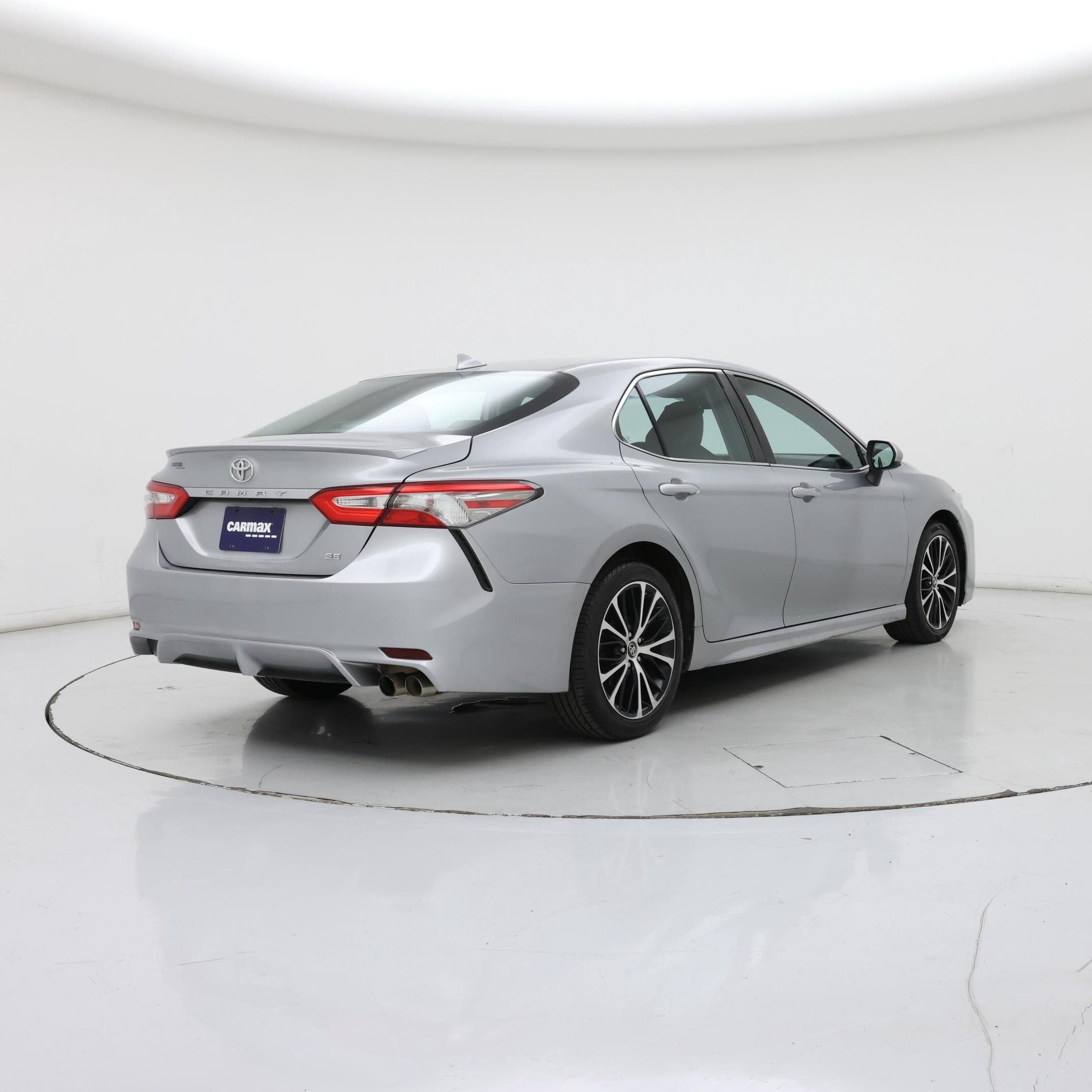 Thumbnail: 2019 Toyota Camry - 8