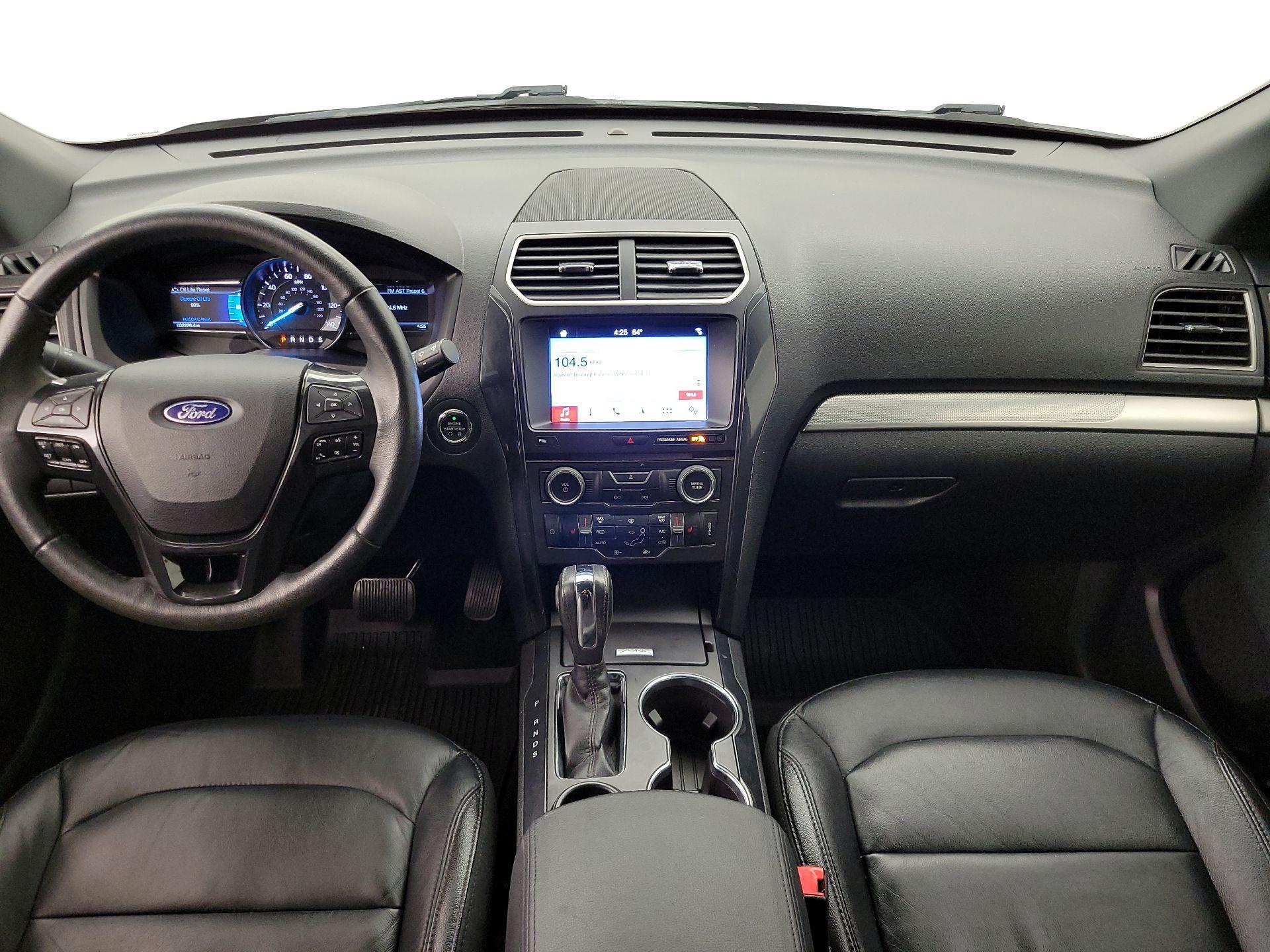 Thumbnail: 2018 Ford Explorer - 9