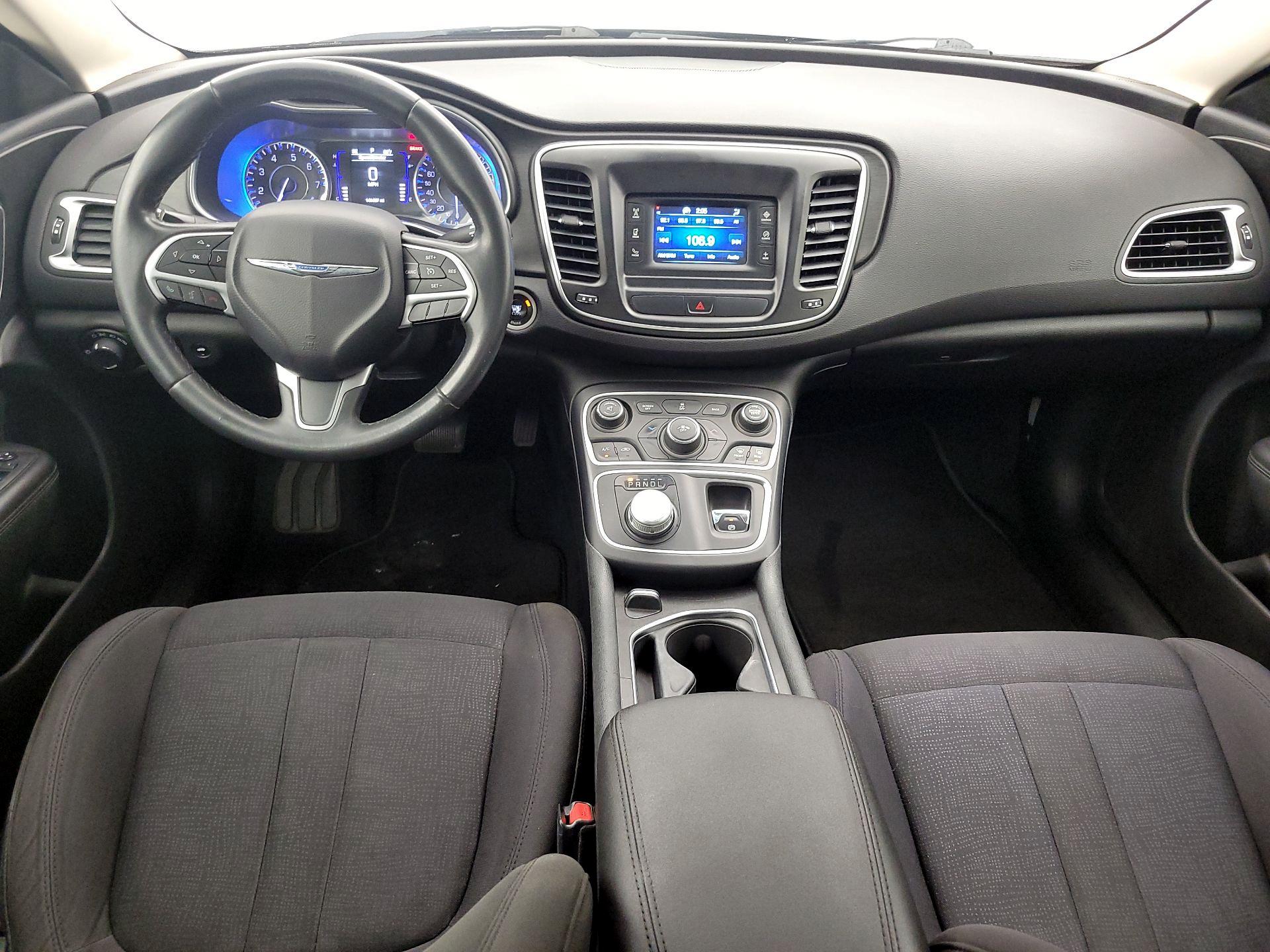 Thumbnail: 2015 Chrysler 200 - 9