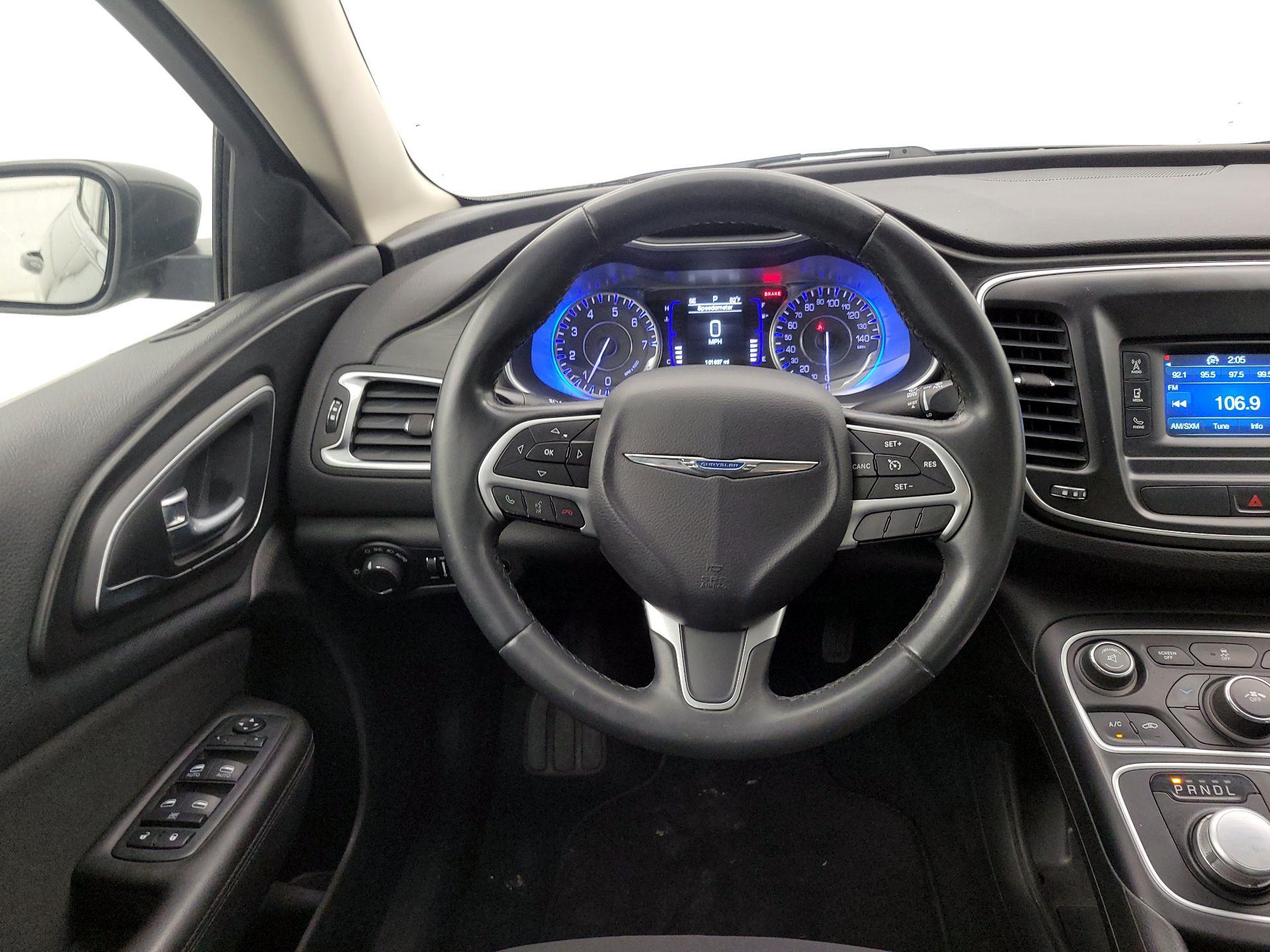 Thumbnail: 2015 Chrysler 200 - 10