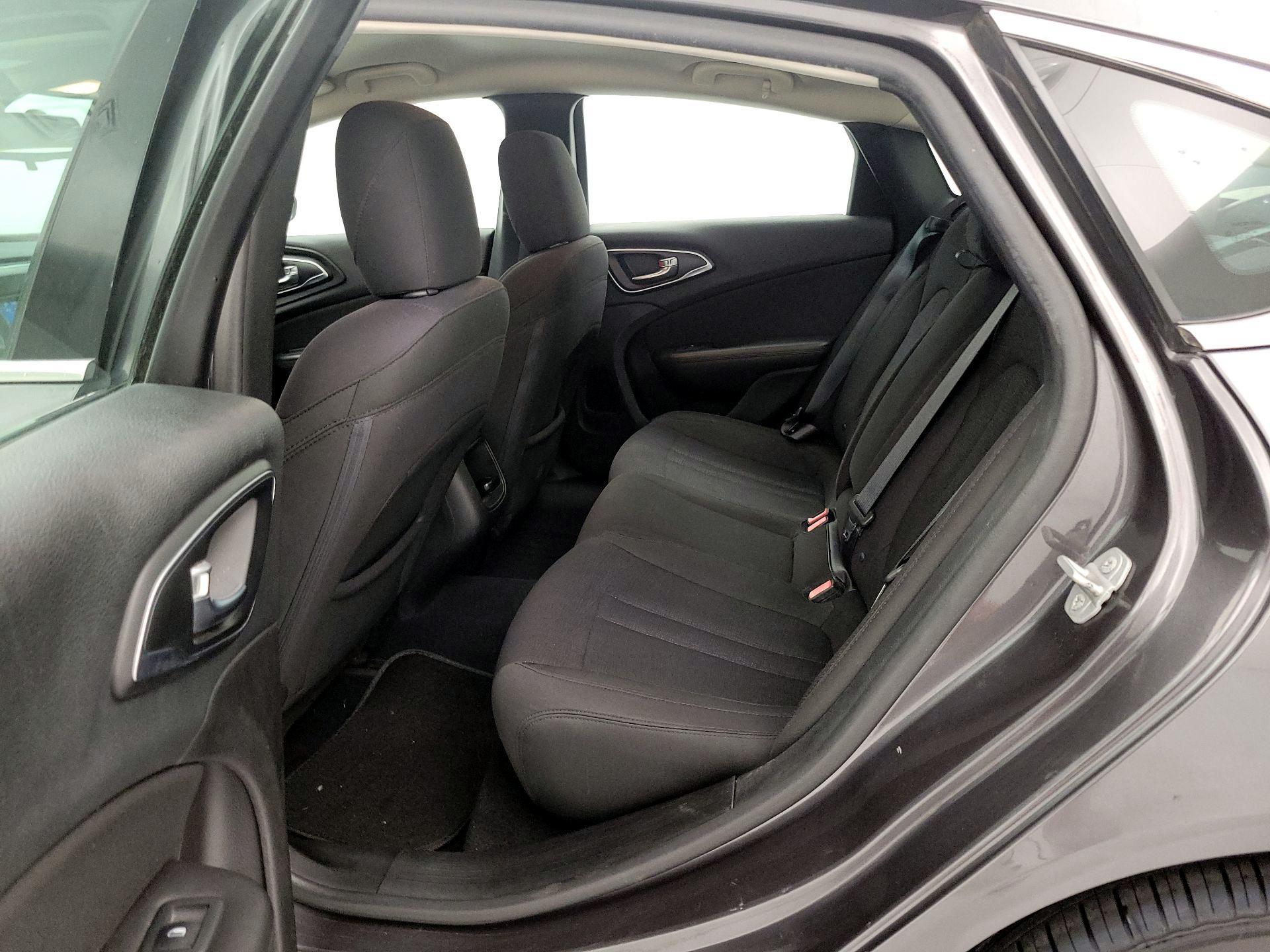 Thumbnail: 2015 Chrysler 200 - 19