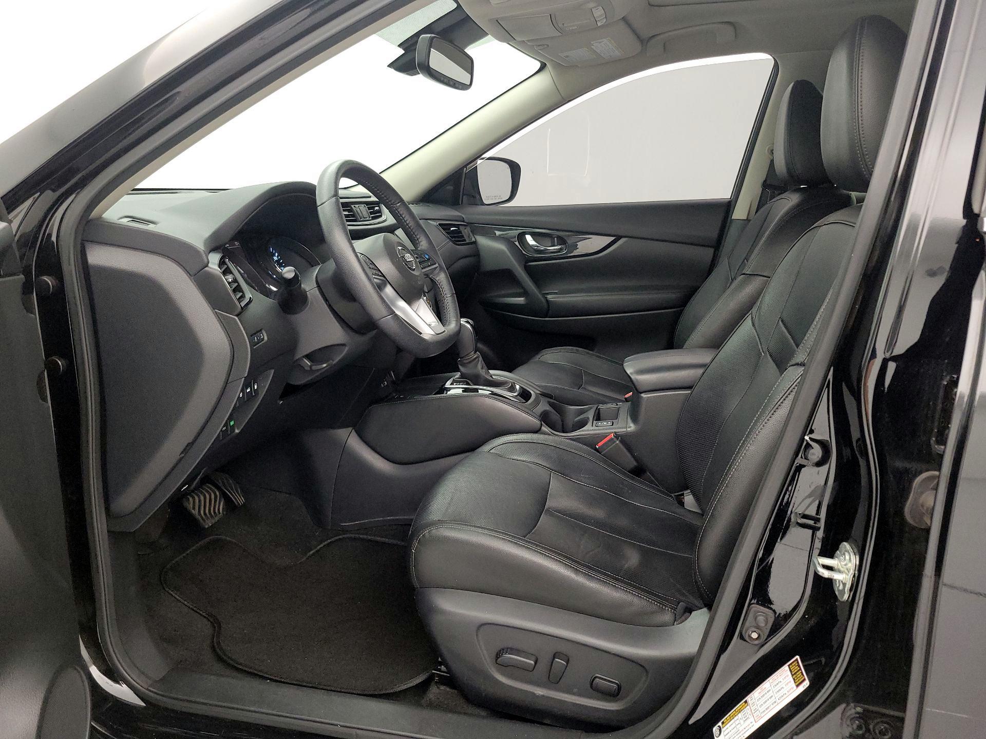 Thumbnail: 2020 Nissan Rogue - 11