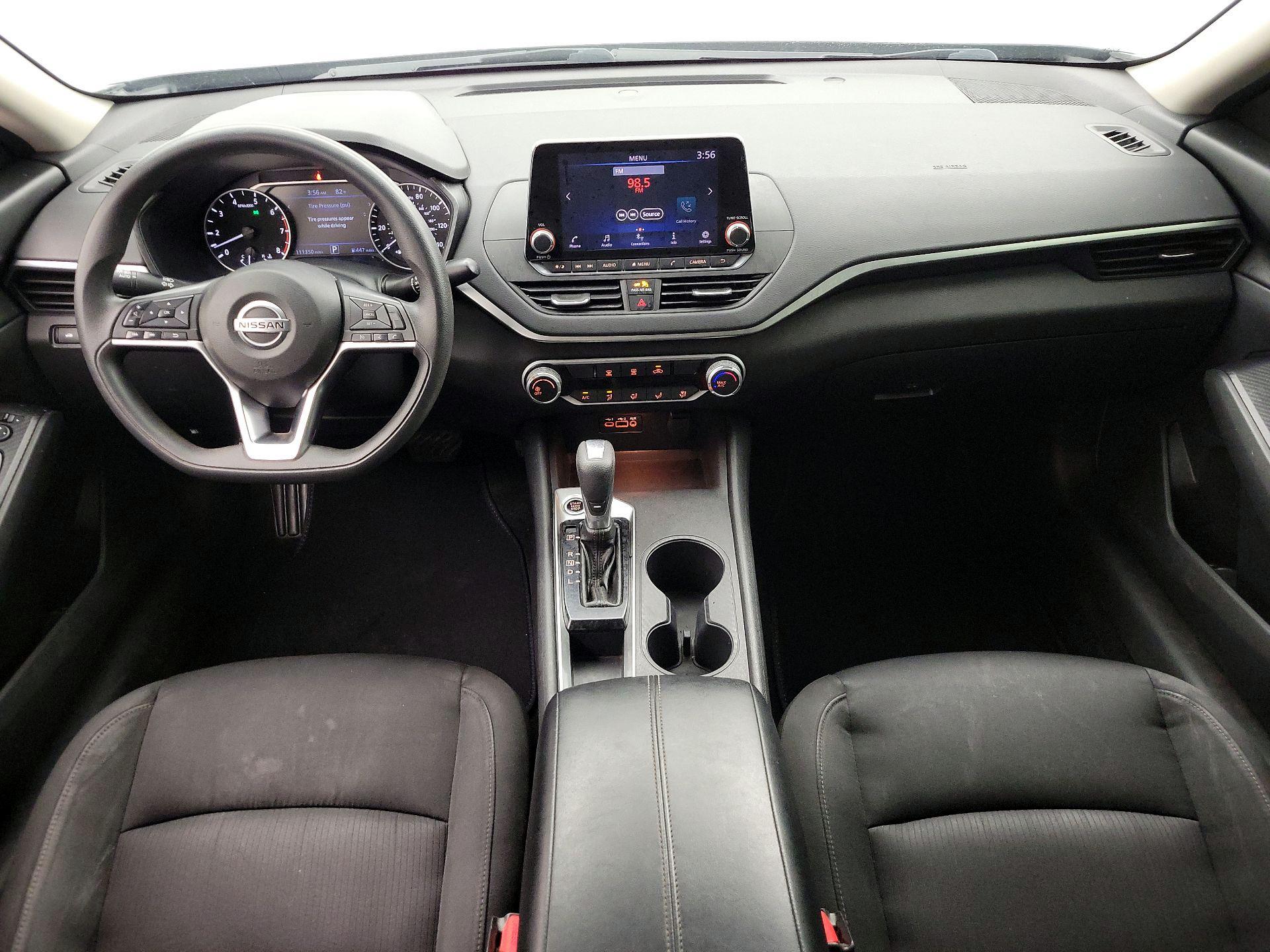 Thumbnail: 2019 Nissan Altima - 9