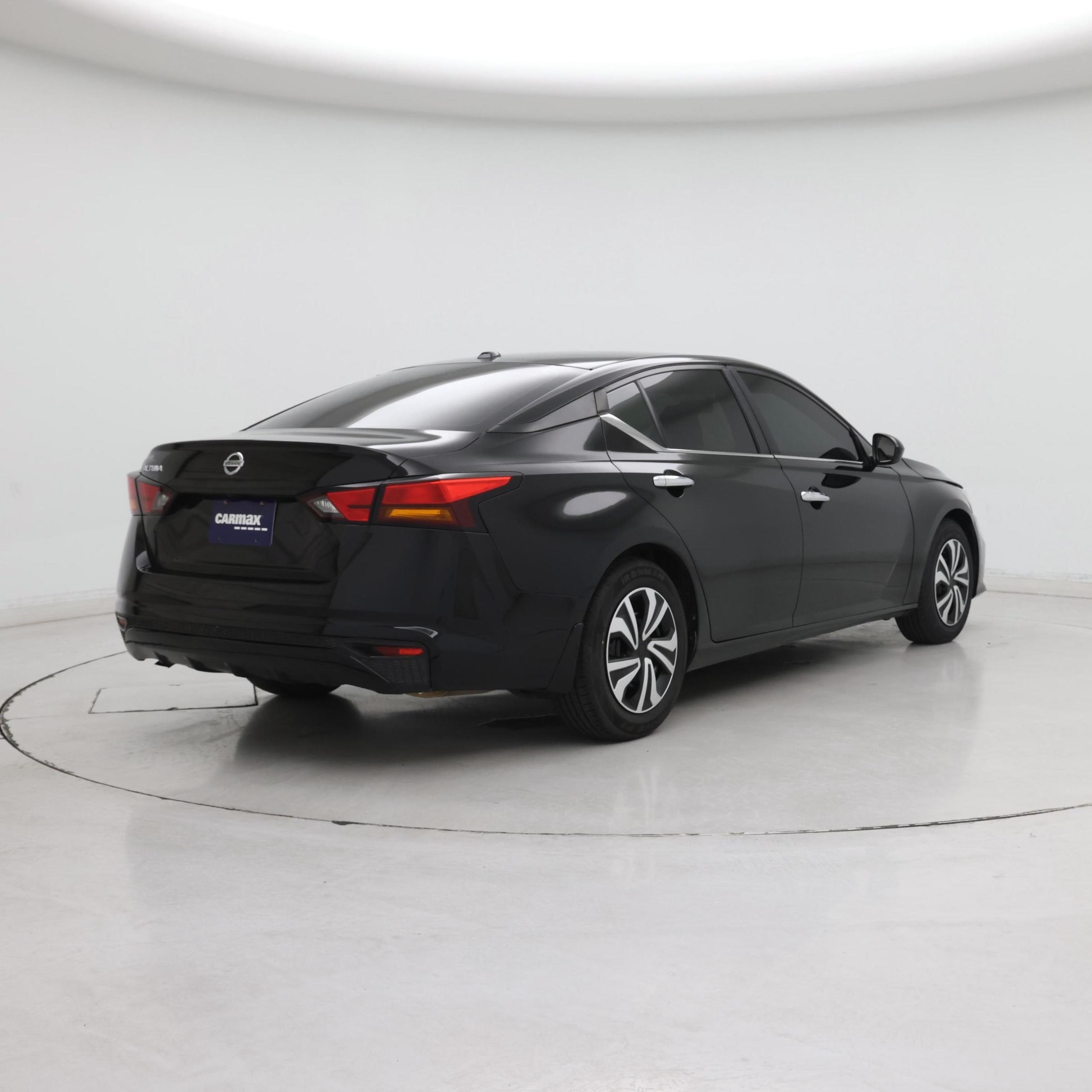 Thumbnail: 2019 Nissan Altima - 8