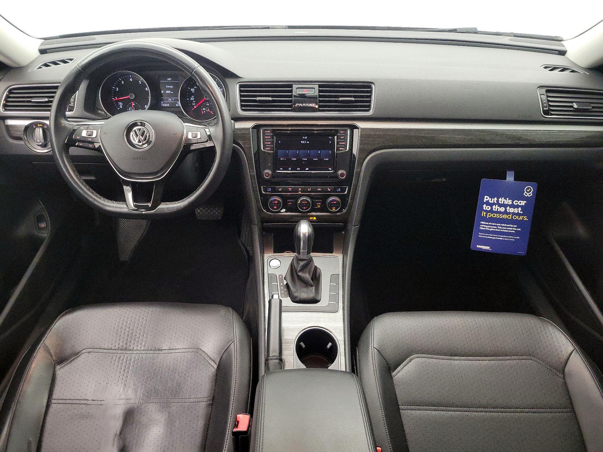 Thumbnail: 2018 Volkswagen Passat - 9