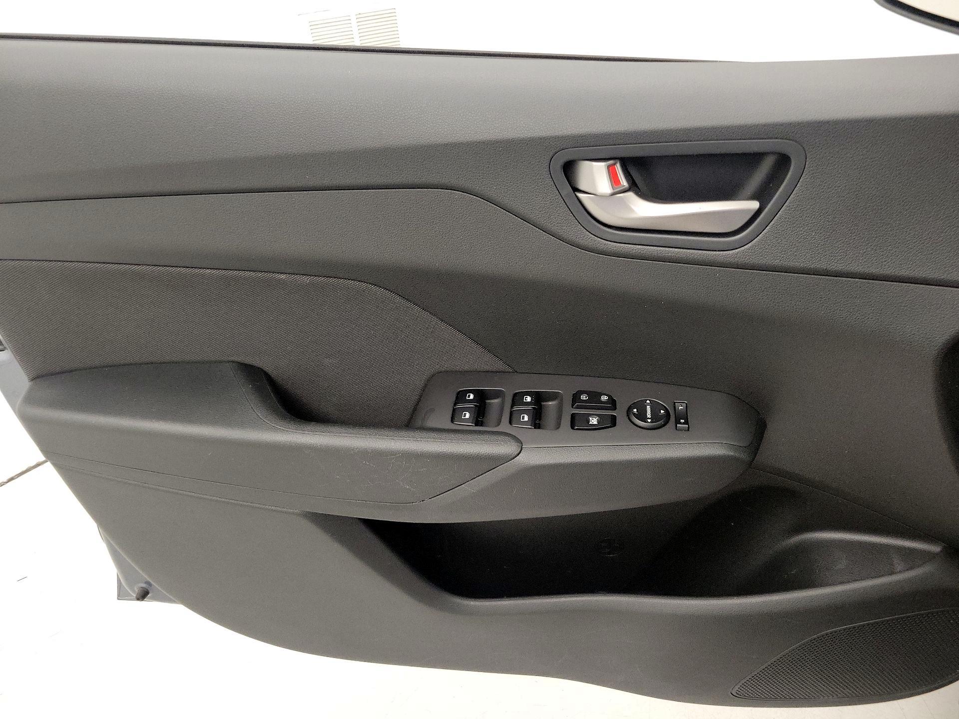 Thumbnail: 2019 Hyundai Accent - 12