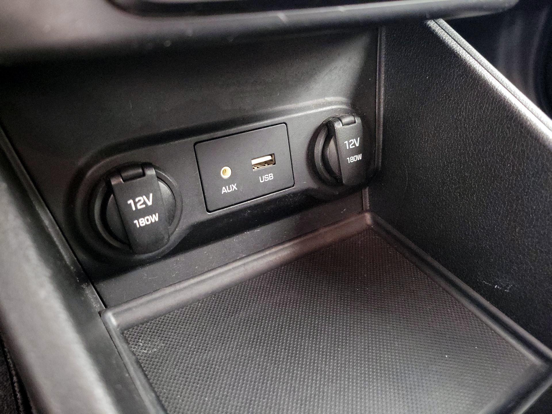 Thumbnail: 2019 Hyundai Accent - 18