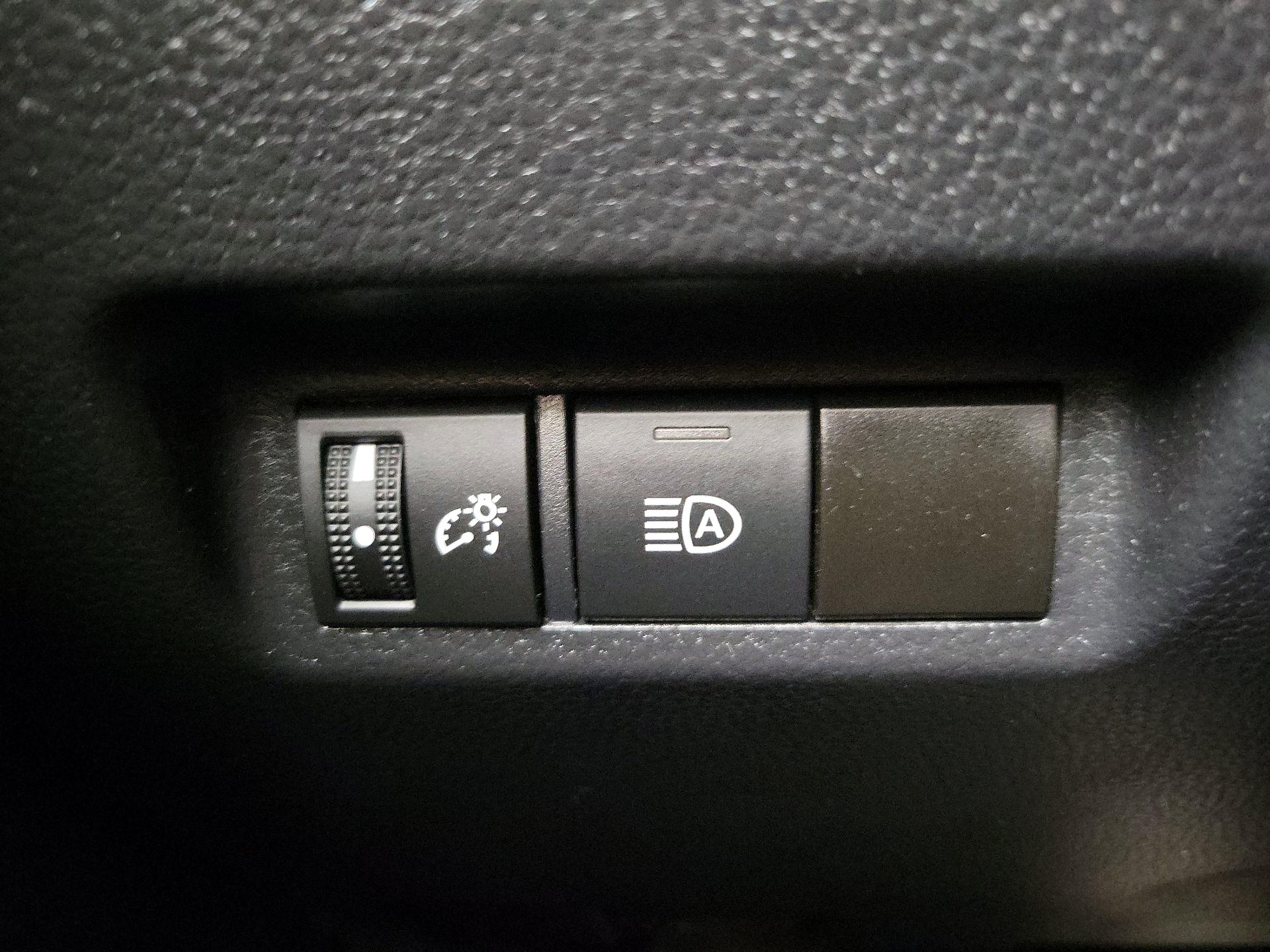 Thumbnail: 2023 Toyota RAV4 - 13
