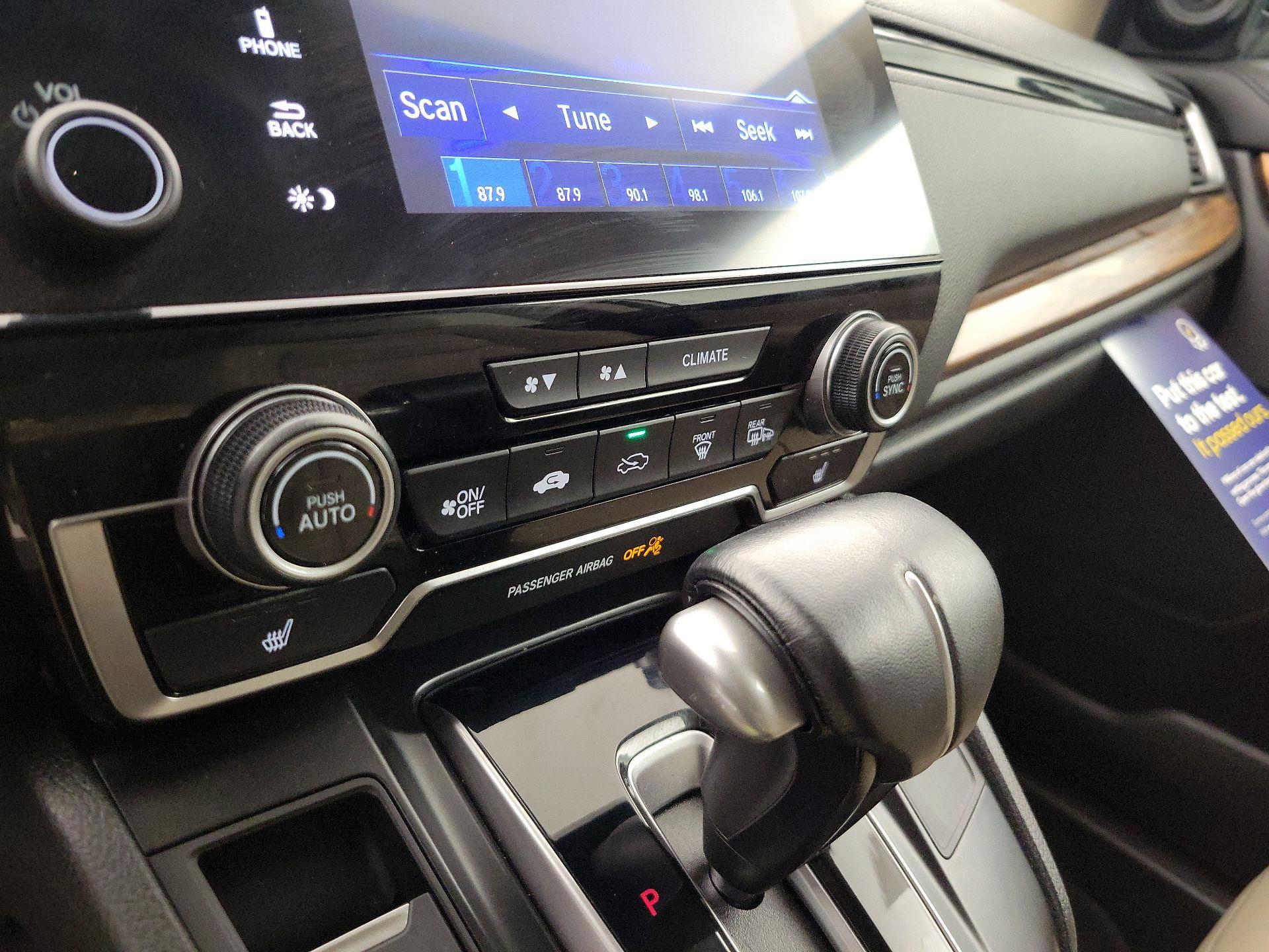 Thumbnail: 2019 Honda CR-V - 17