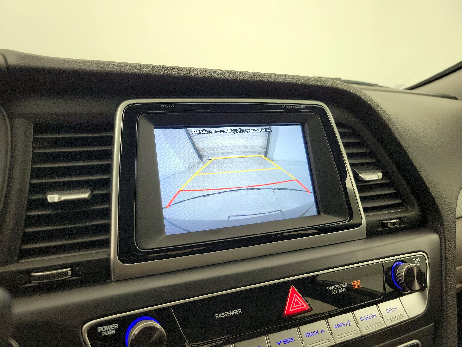 Thumbnail: 2019 Hyundai Sonata - 14