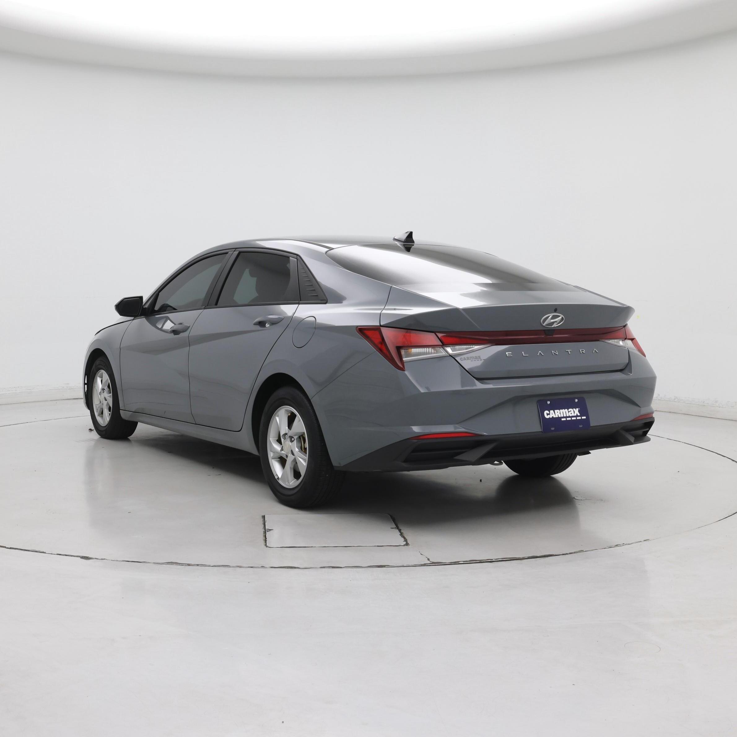 Thumbnail: 2022 Hyundai Elantra - 2