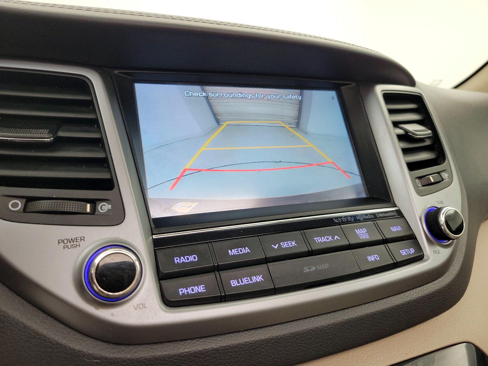 Thumbnail: 2017 Hyundai Tucson - 15