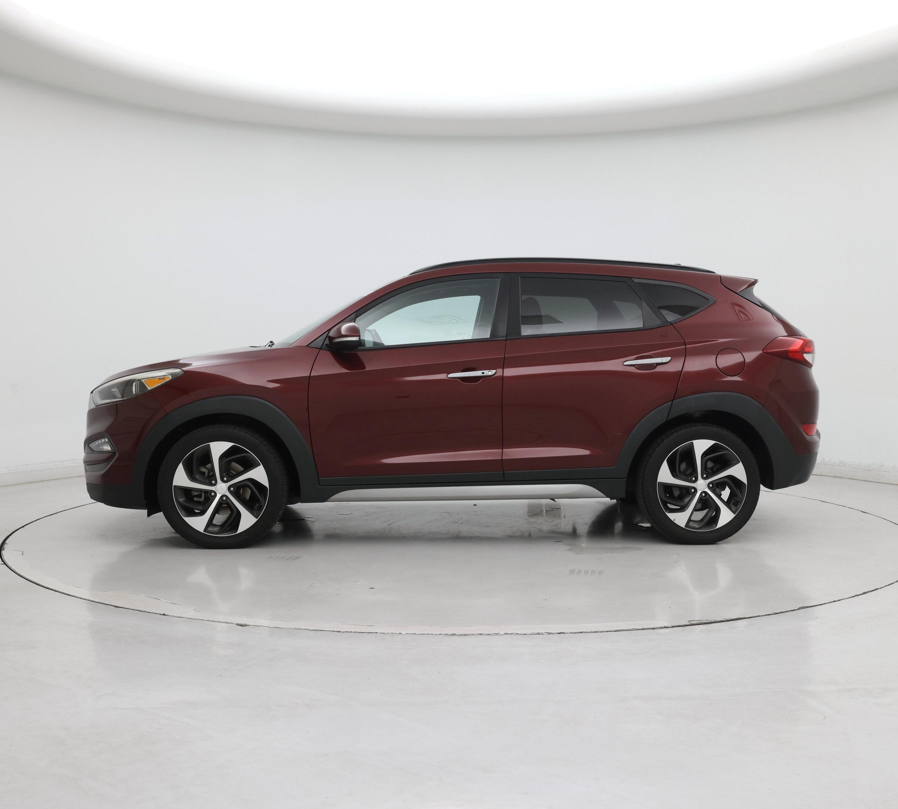 Thumbnail: 2017 Hyundai Tucson - 3