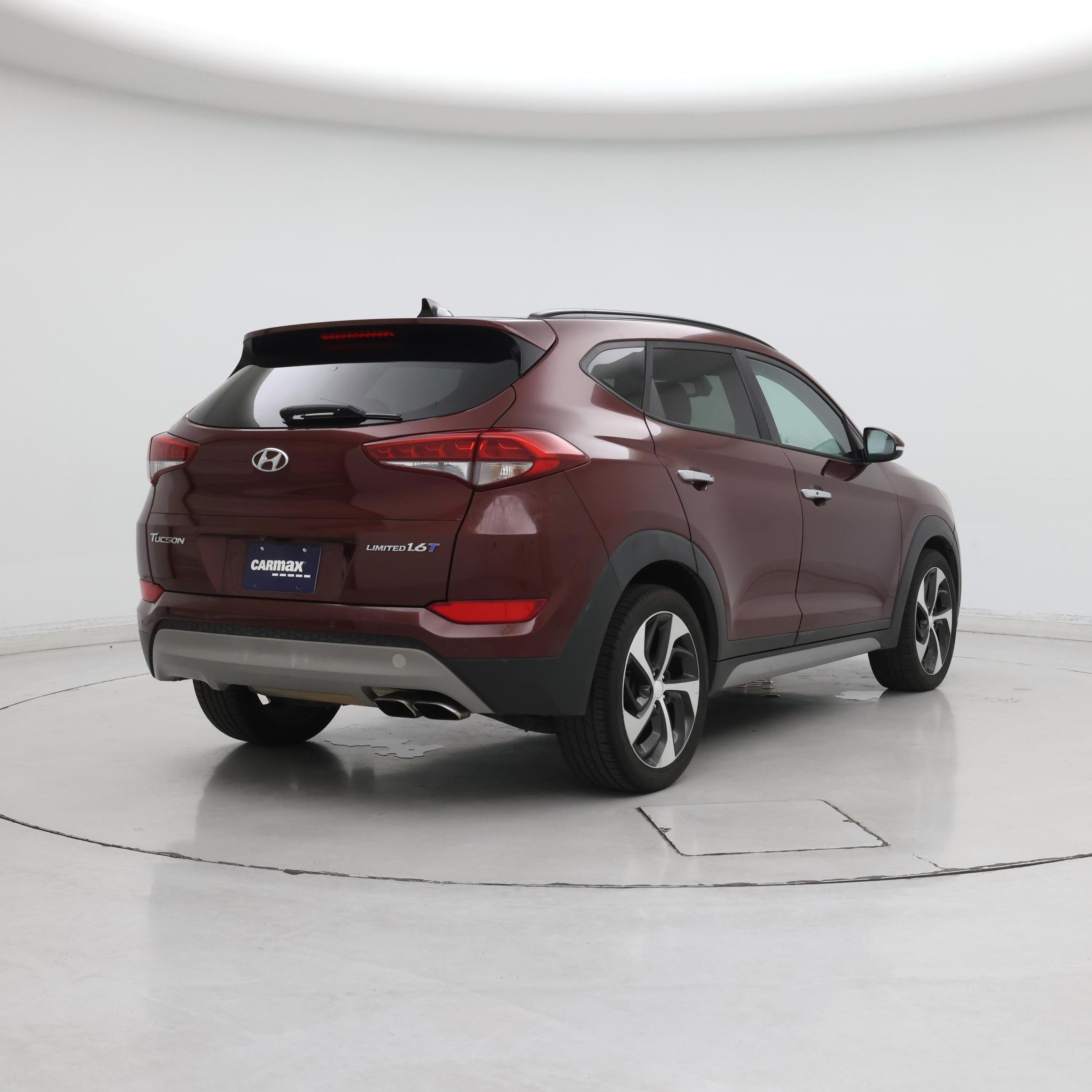 Thumbnail: 2017 Hyundai Tucson - 8