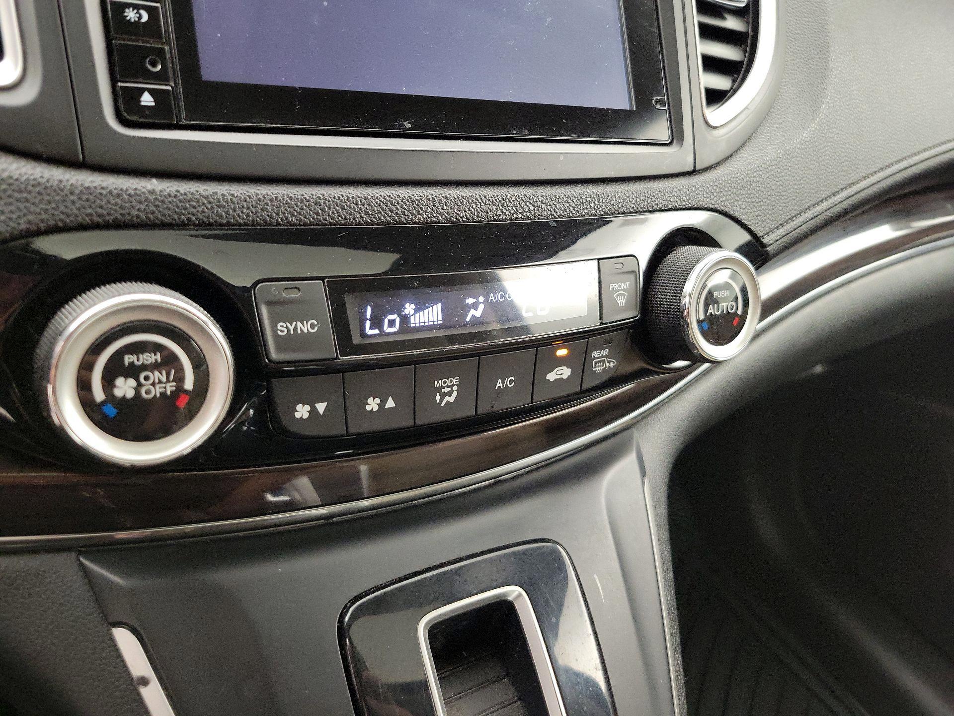 Thumbnail: 2016 Honda CR-V - 17