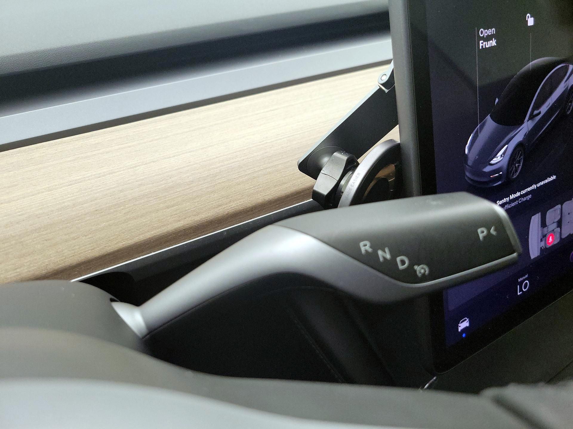 Thumbnail: 2023 Tesla Model 3 - 17