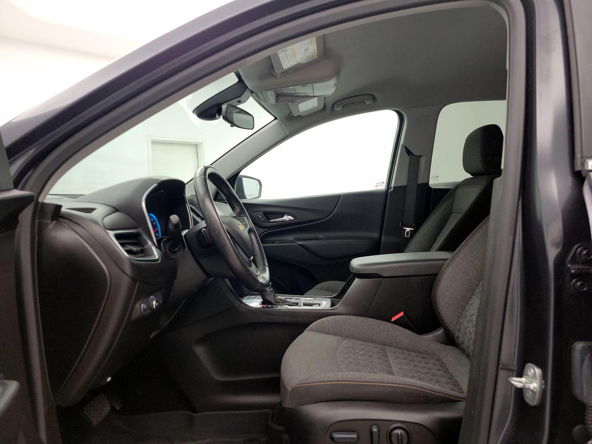 Thumbnail: 2022 Chevrolet Equinox - 11