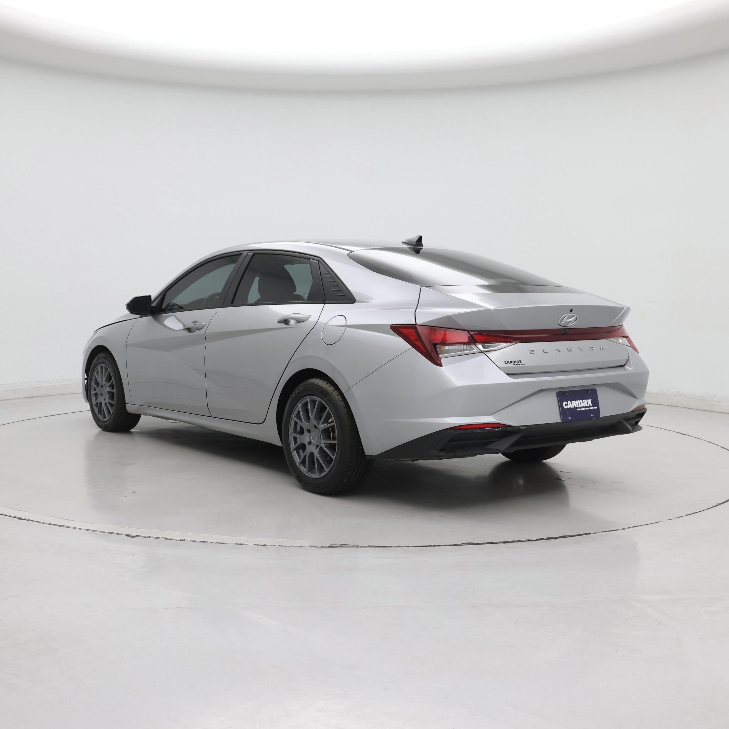 Thumbnail: 2021 Hyundai Elantra - 2