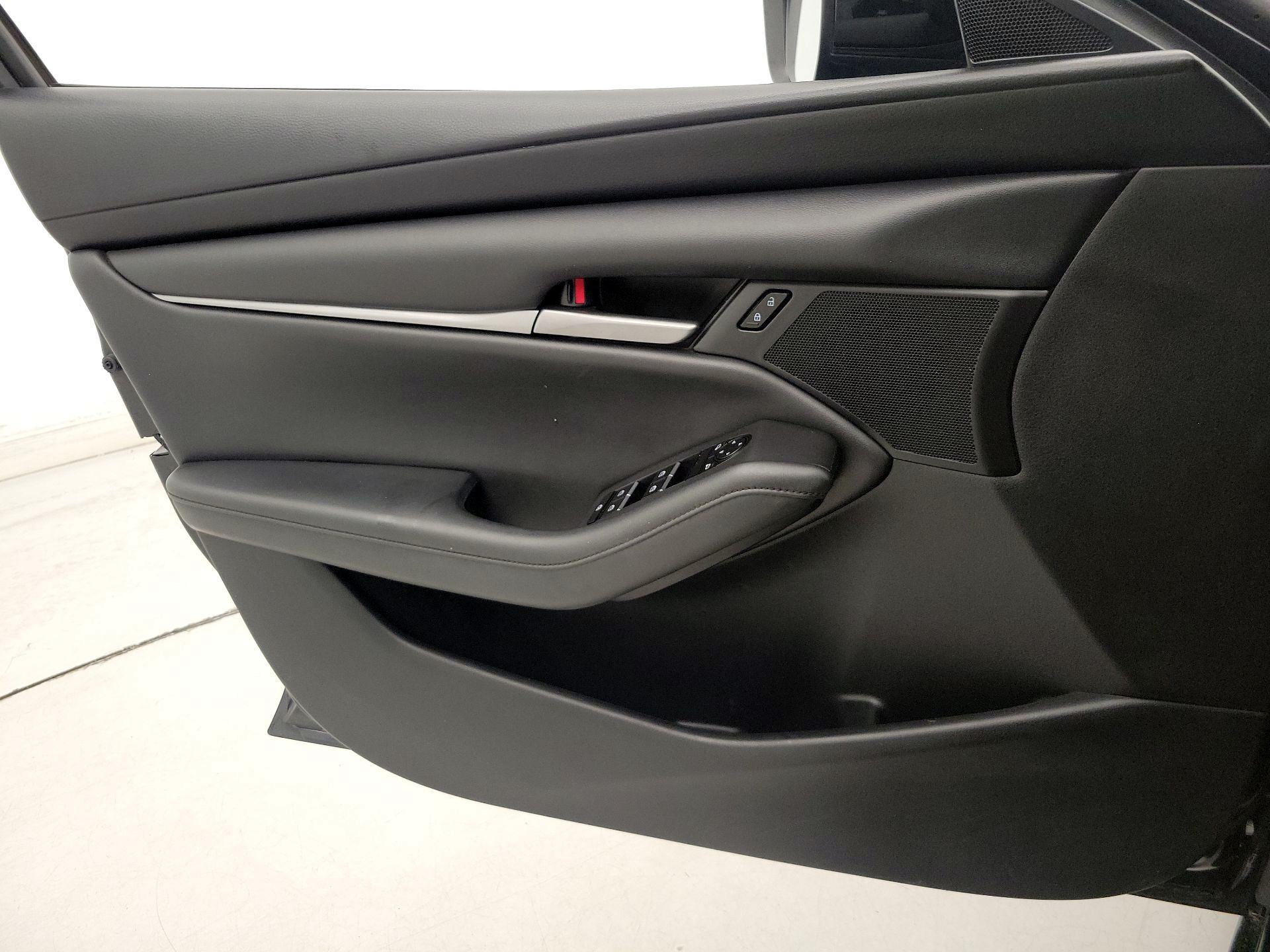 Thumbnail: 2021 Mazda Mazda3 - 12