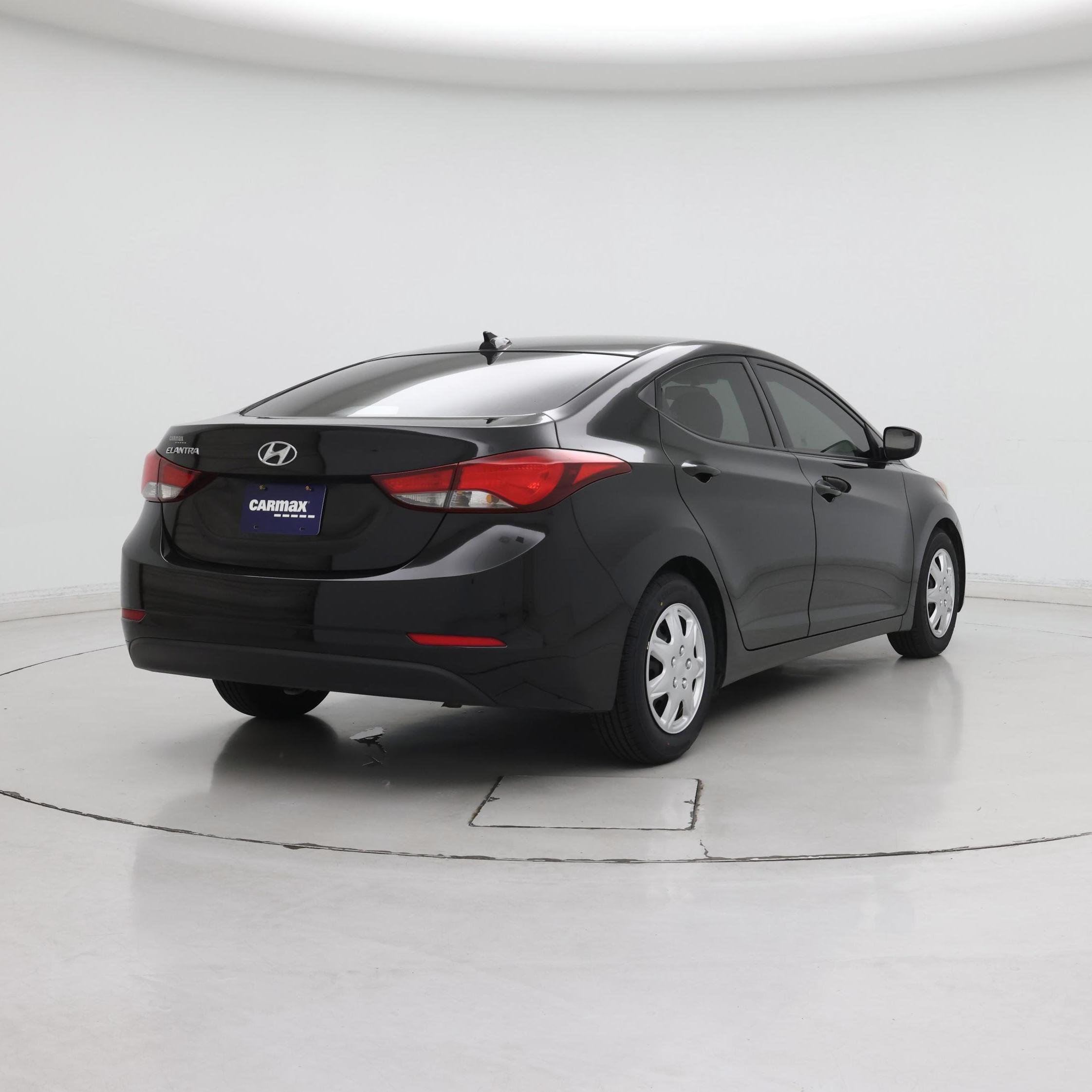 Thumbnail: 2016 Hyundai Elantra - 8