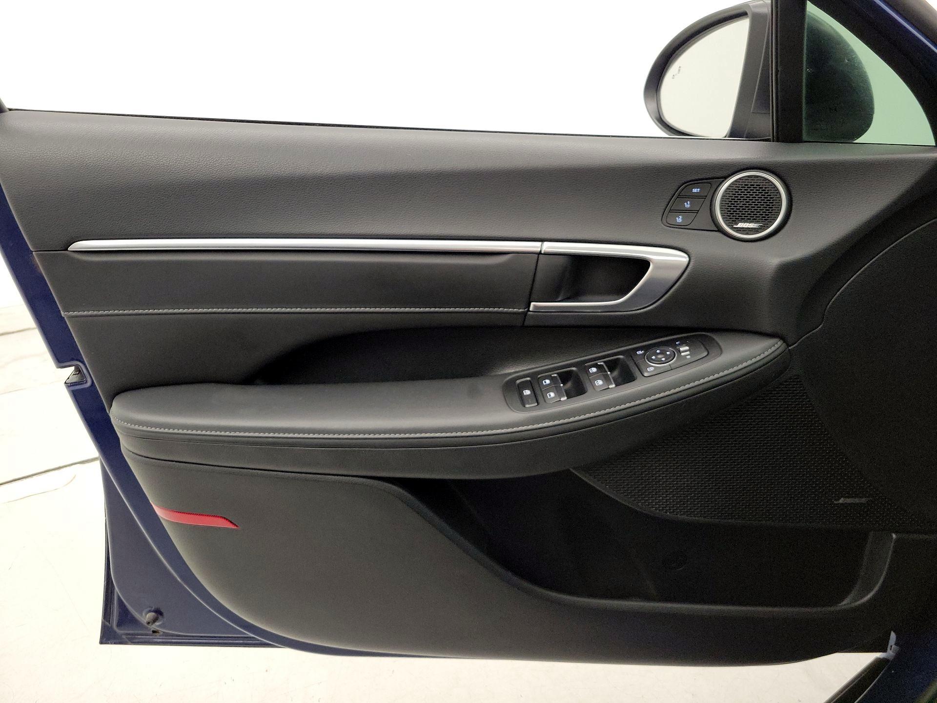 Thumbnail: 2020 Hyundai Sonata - 12